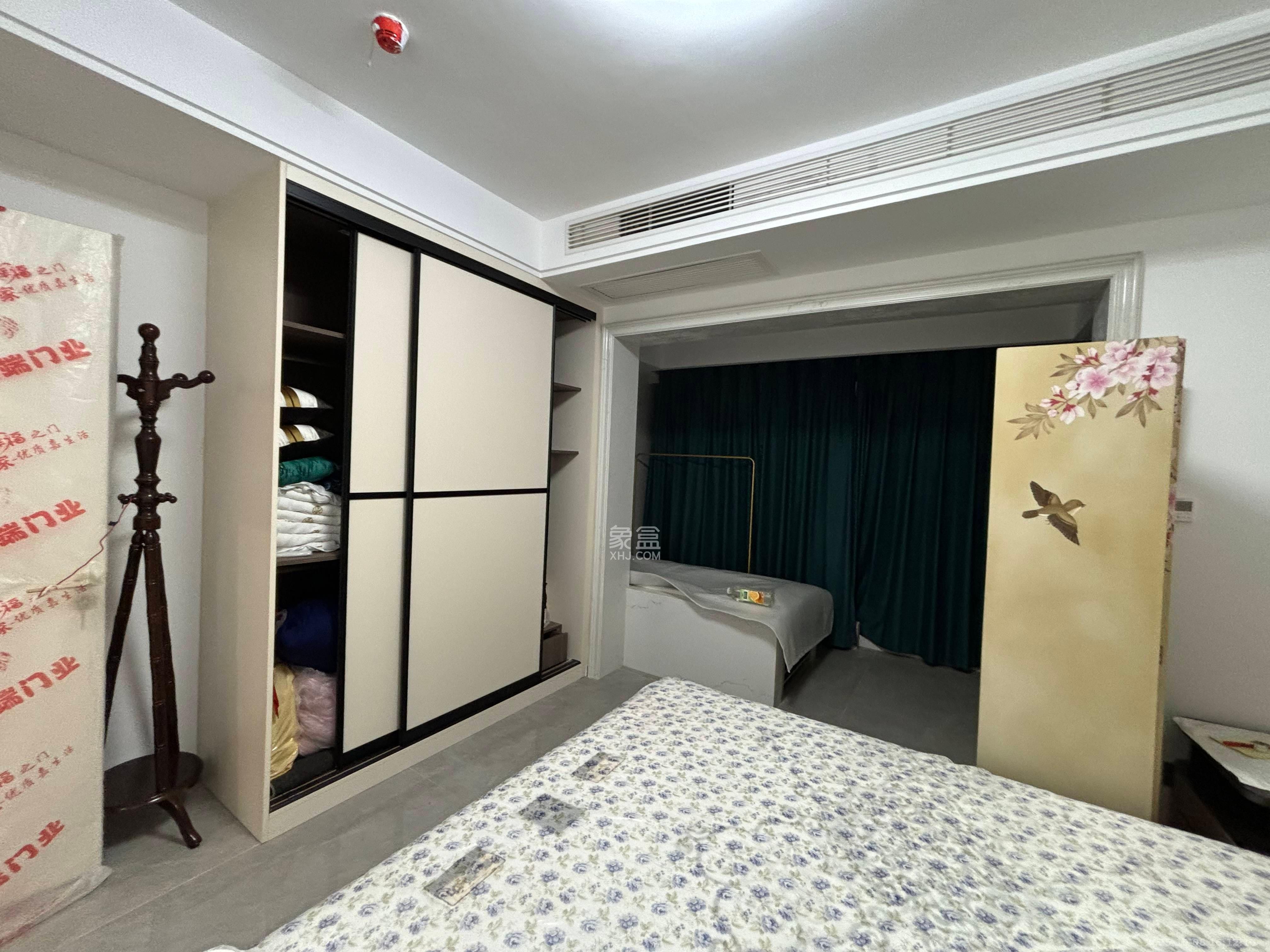 阳光城檀悦 4室2厅2卫 6500.0元/月 阳光城檀悦 4室2厅2卫 6500.0元/月室内图