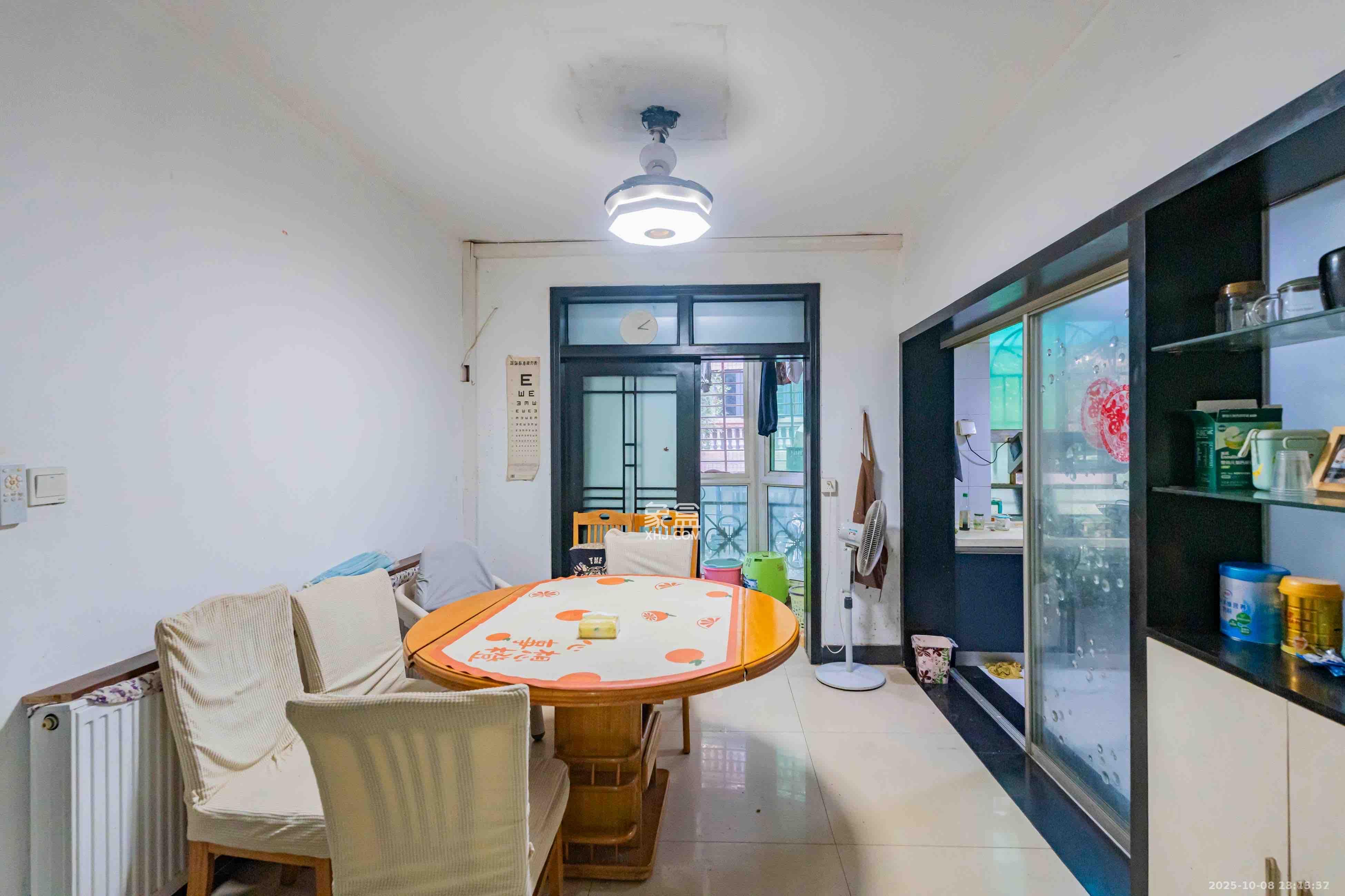 富湘园 3室2厅2卫 3000.0元/月 富湘园 3室2厅2卫 3000.0元/月室内图