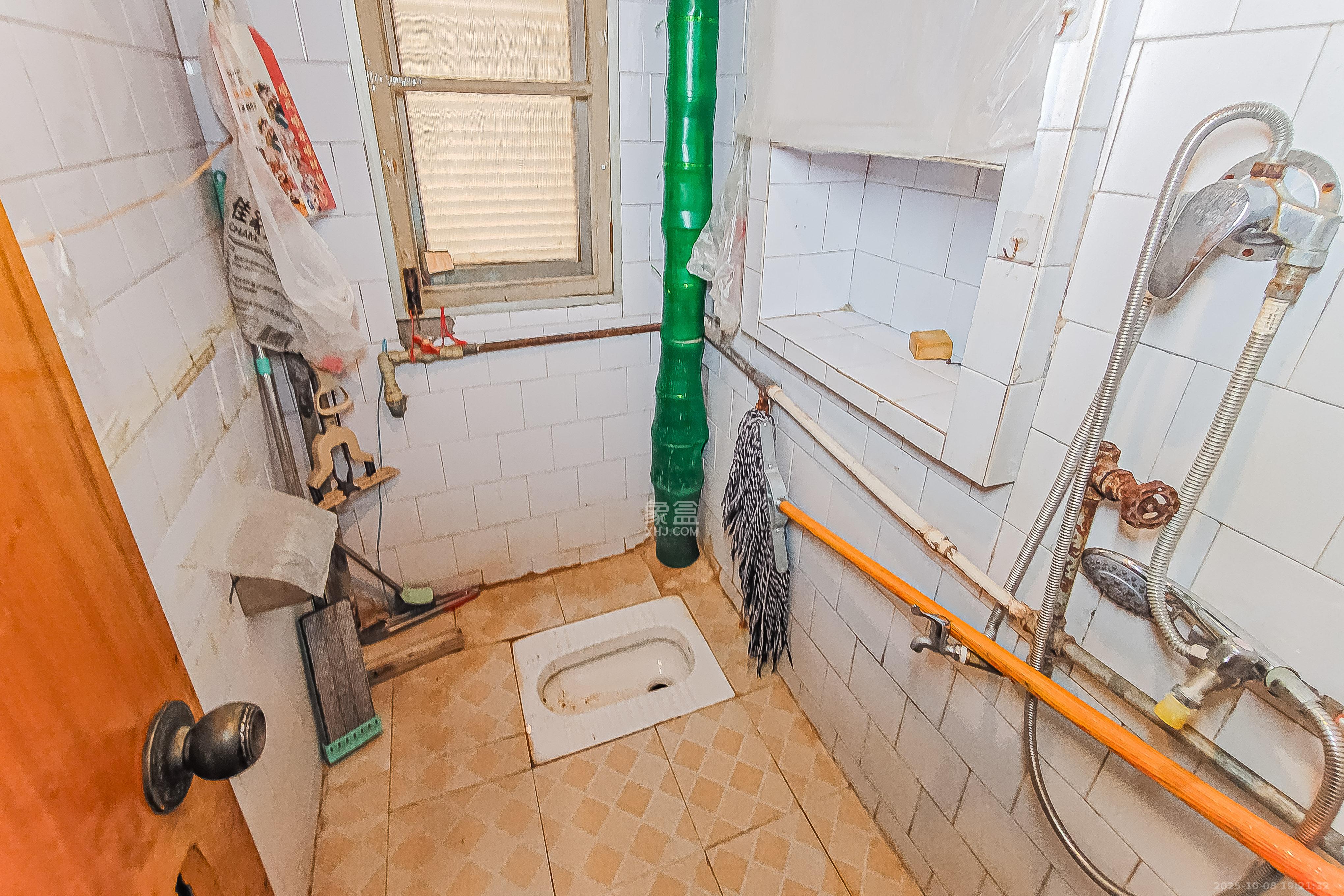 化油器厂宿舍  2室1厅1卫    29.8万卫生间