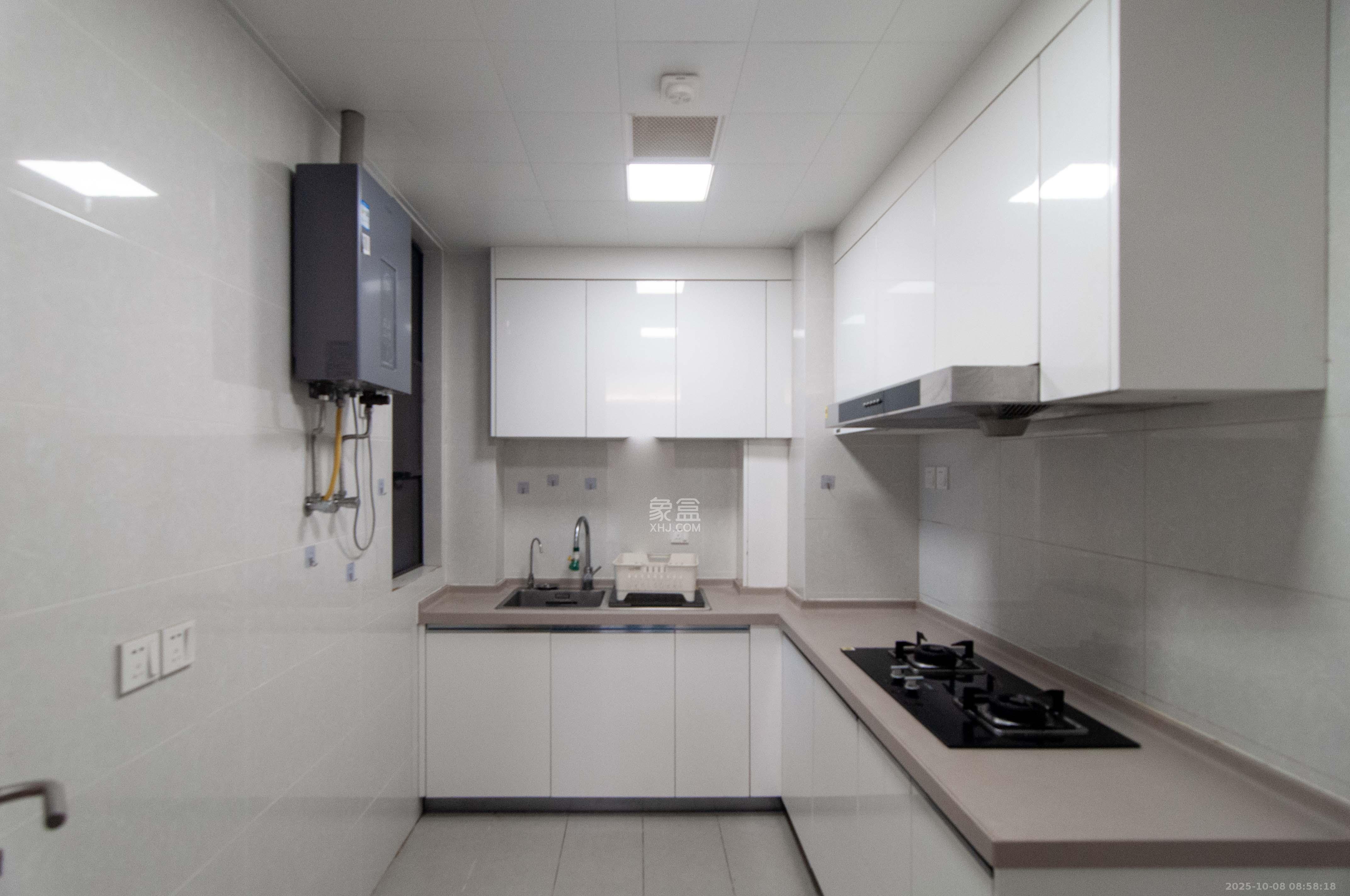 梅溪湖玺悦（新城金茂梦想玺悦）  3室2厅2卫    135.0万厨房