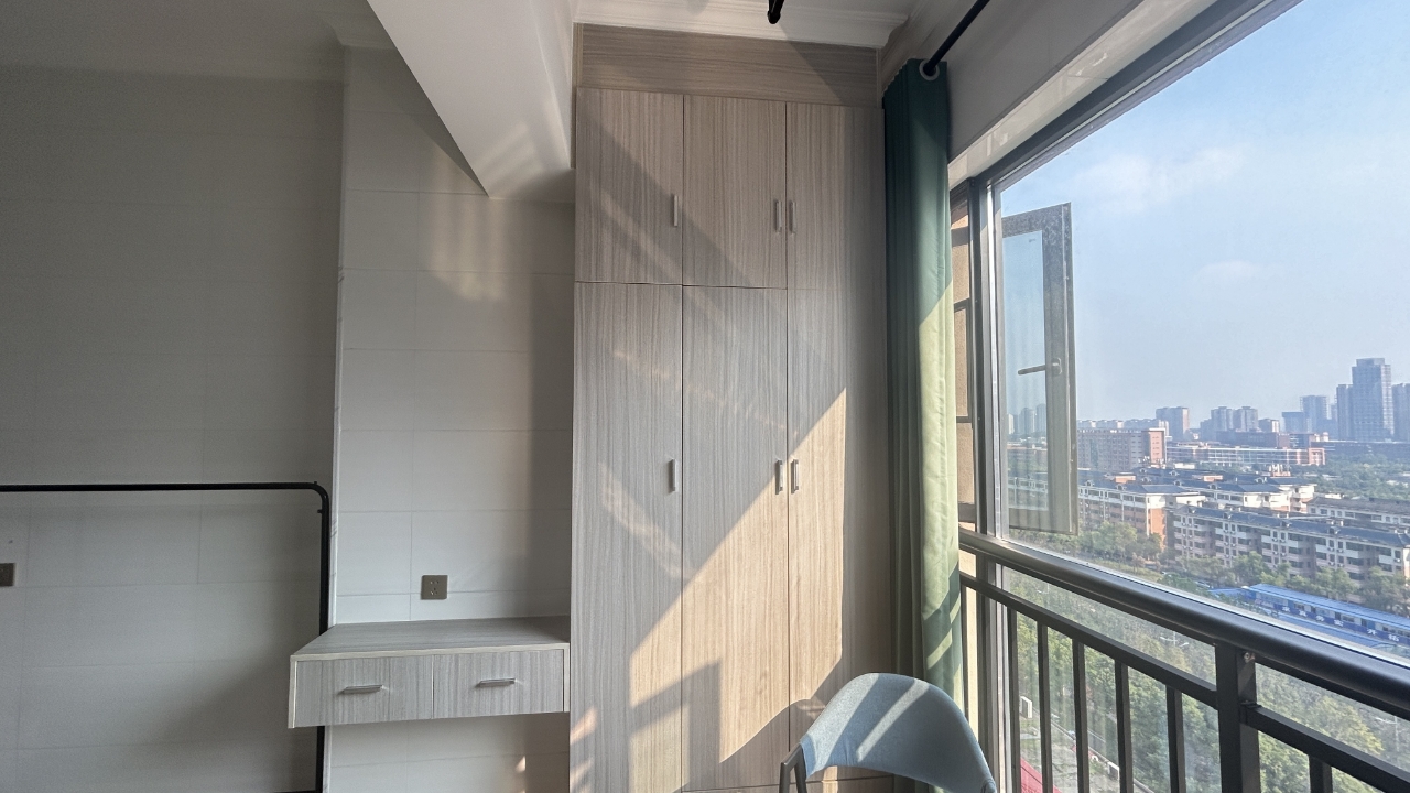 梓湖明珠  1室1厅1卫    1200.0元/月 梓湖明珠  1室1厅1卫    1200.0元/月室内图