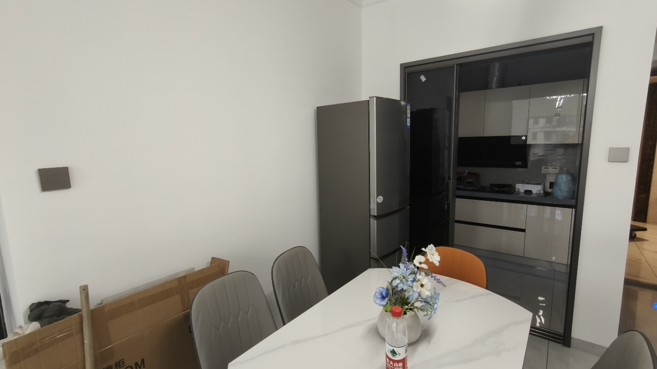 碧桂园梓山府 2室2厅1卫 2000.0元/月 碧桂园梓山府 2室2厅1卫 2000.0元/月室内图