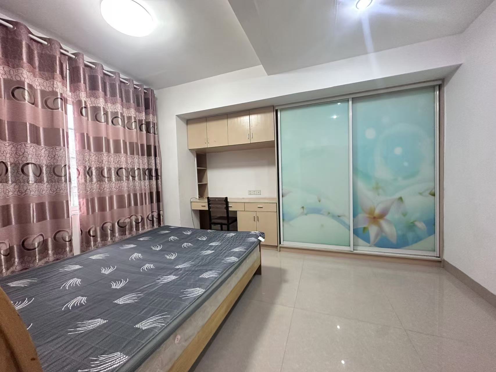 冠都现代城(冠都幸福彼岸) 1室1厅1卫 1000.0元/月 冠都现代城(冠都幸福彼岸) 1室1厅1卫 1000.0元/月室内图