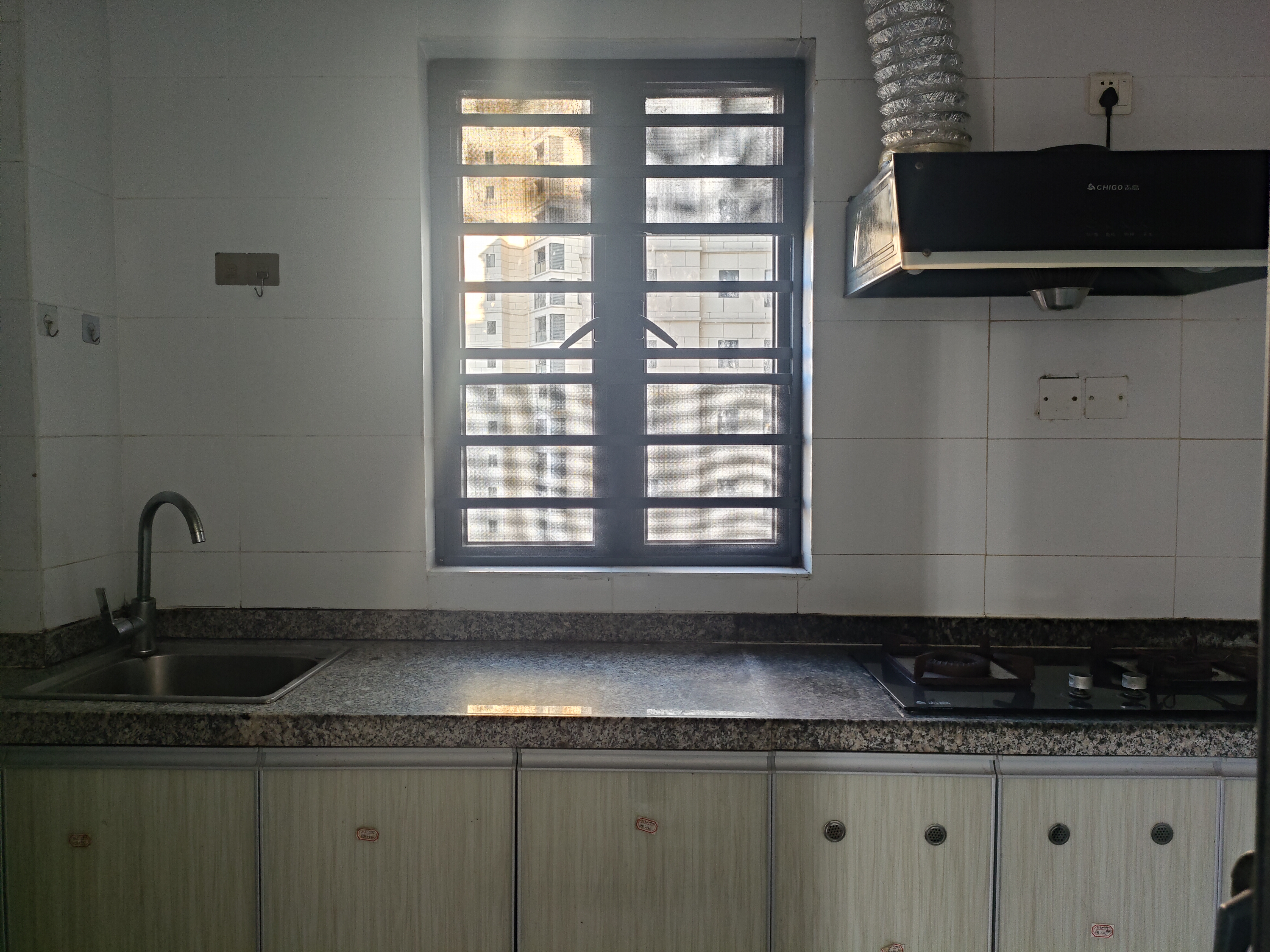 冠盛天泽园  3室2厅1卫    2900.0元/月室内图