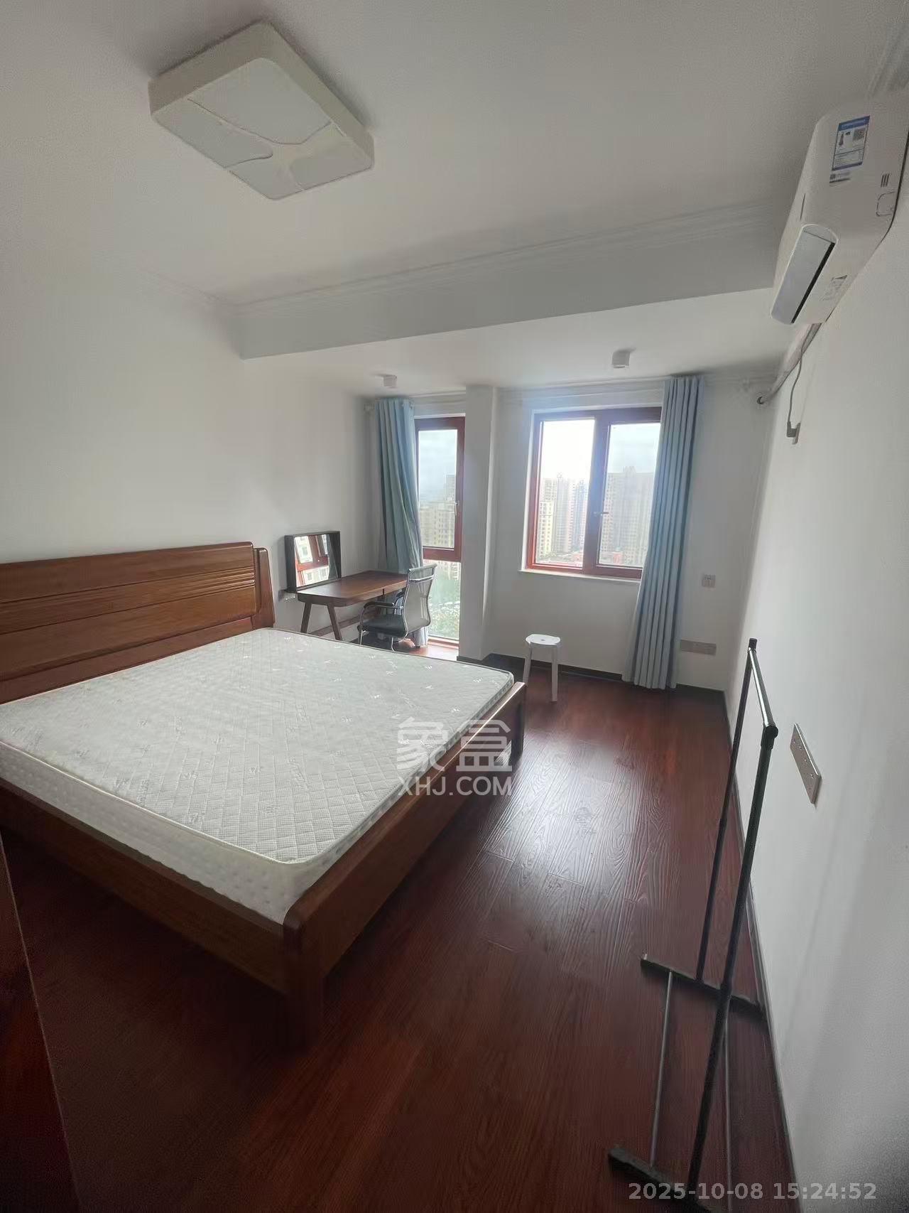 联美品格  1室2厅1卫    2200.0元/月室内图