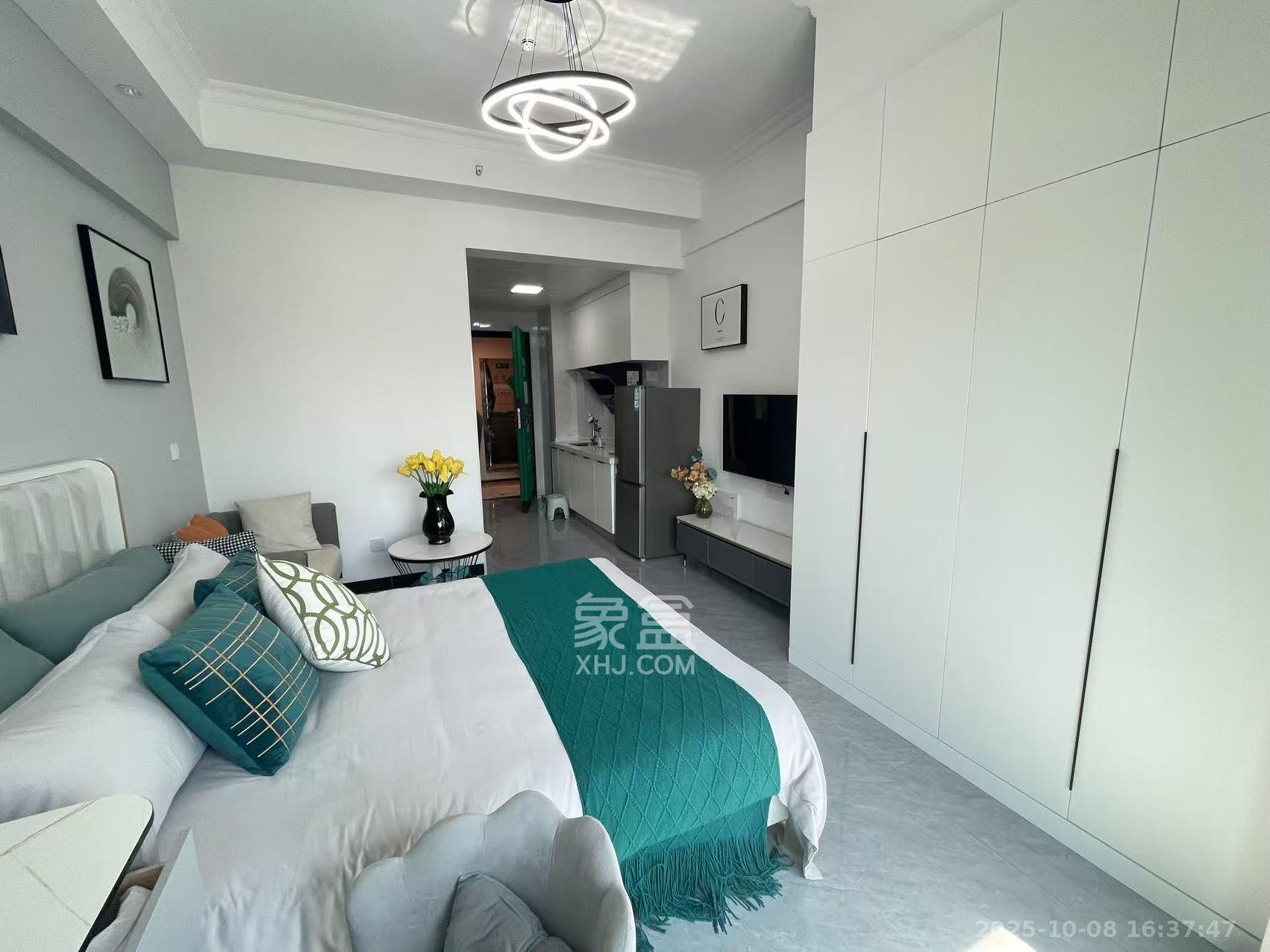 华润置地中心 1室1厅1卫 2000.0元/月 华润置地中心 1室1厅1卫 2000.0元/月室内图