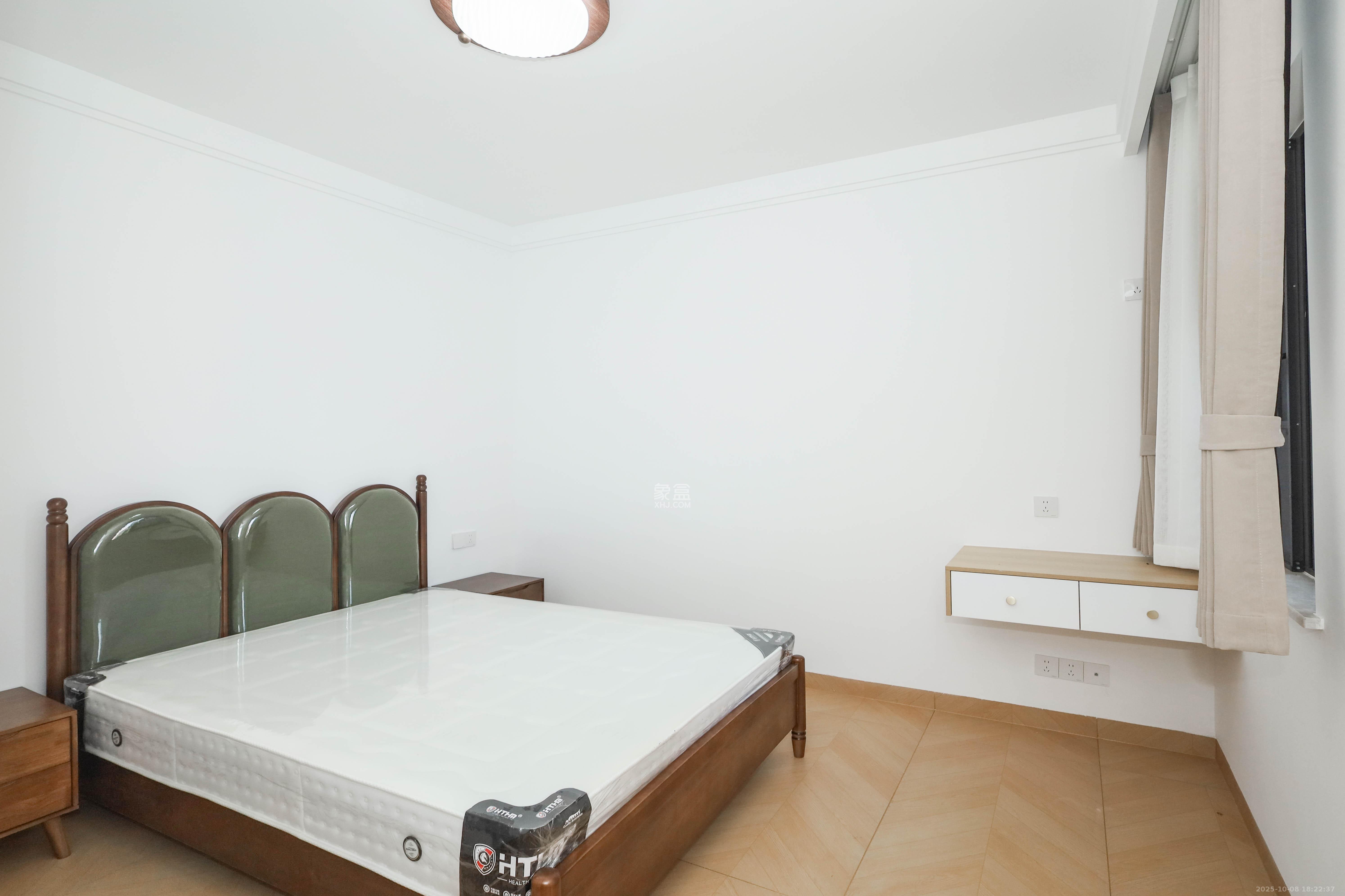 旭辉御府 3室2厅1卫 95.0万 旭辉御府 3室2厅1卫 95.0万卧室