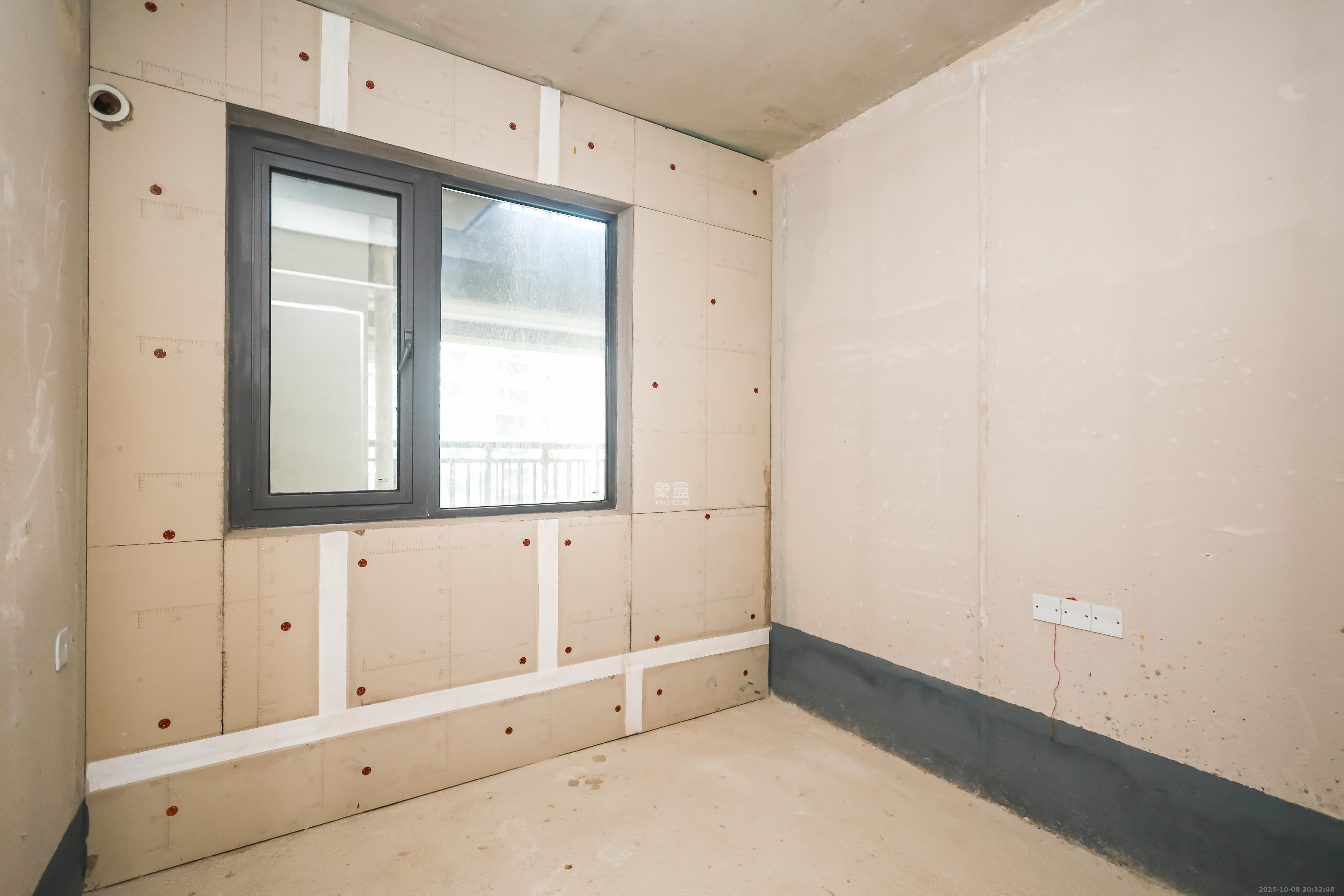 保利恒伟时光印象 4室2厅2卫 119.8万 保利恒伟时光印象 4室2厅2卫 119.8万卧室