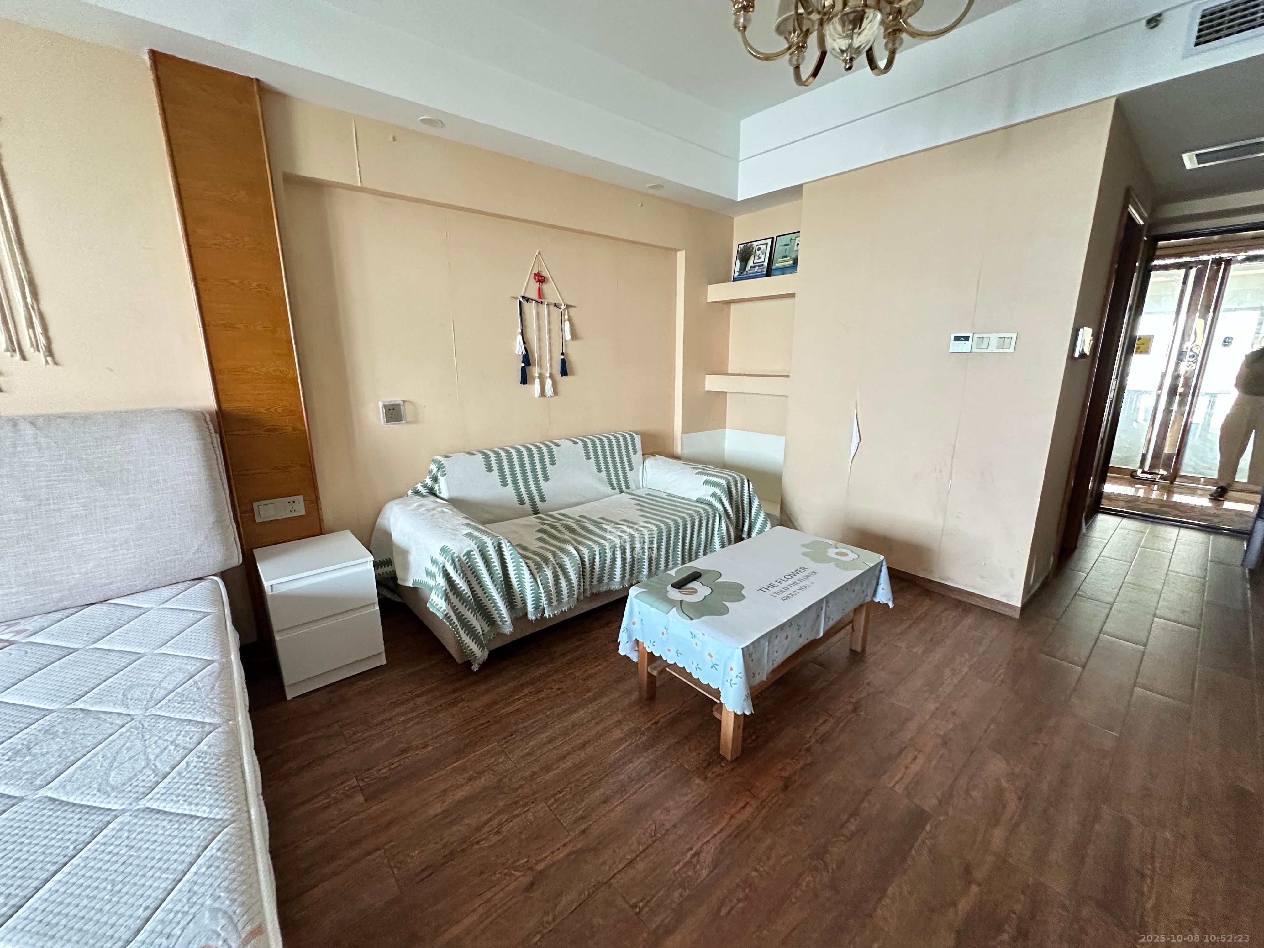 保利国际广场 1室1厅1卫 2300.0元/月 保利国际广场 1室1厅1卫 2300.0元/月室内图