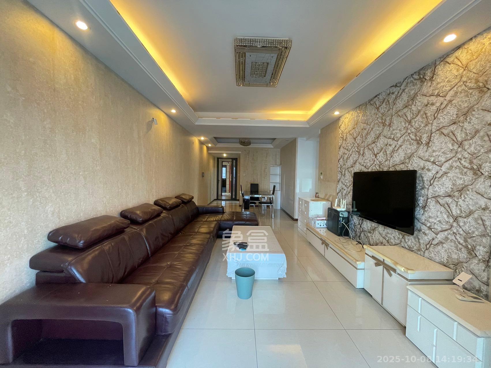 藏珑湖上国际花园 1室2厅2卫 3000.0元/月 藏珑湖上国际花园 1室2厅2卫 3000.0元/月室内图