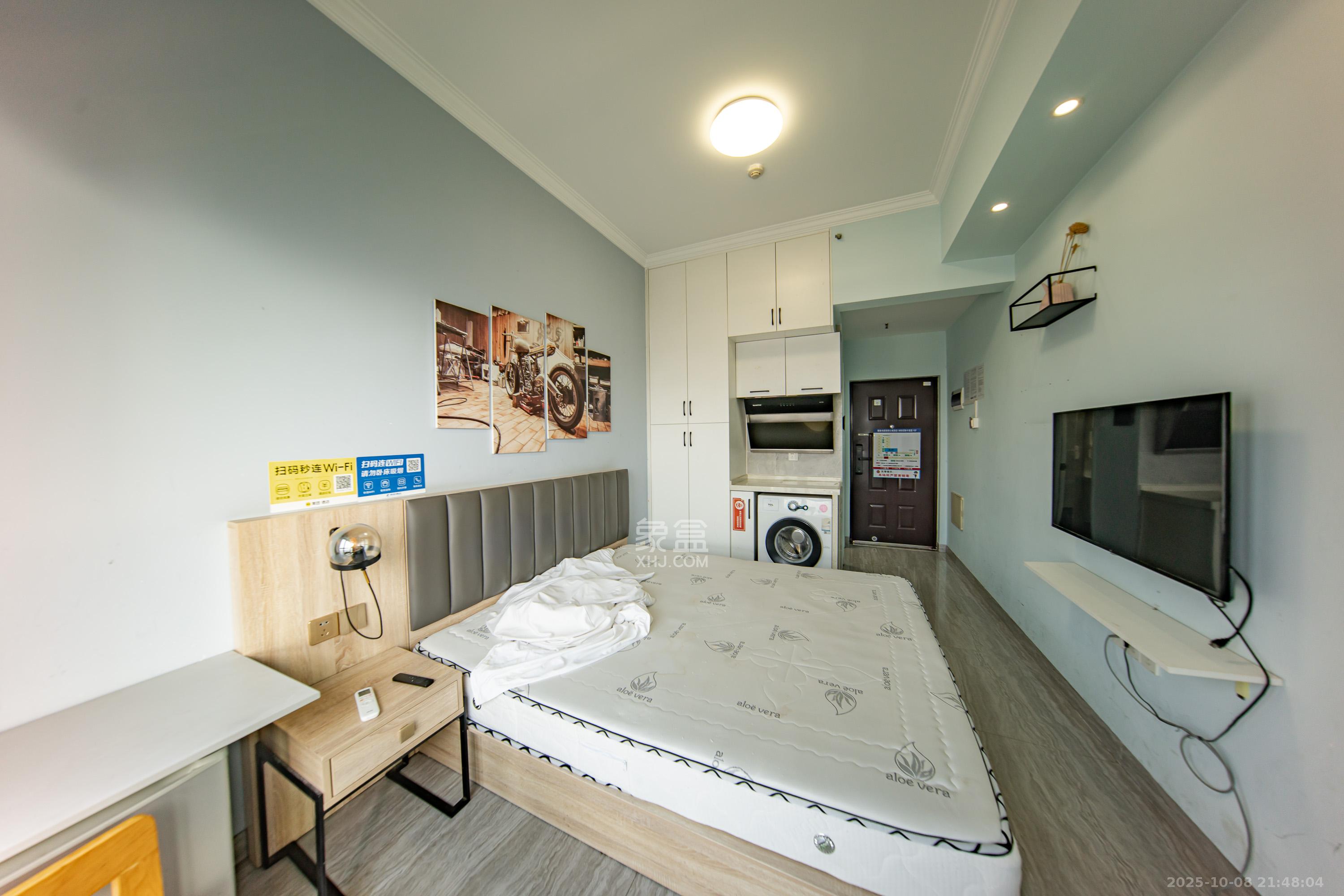 洋湖时代 1室1厅1卫 20.0万 洋湖时代 1室1厅1卫 20.0万客厅