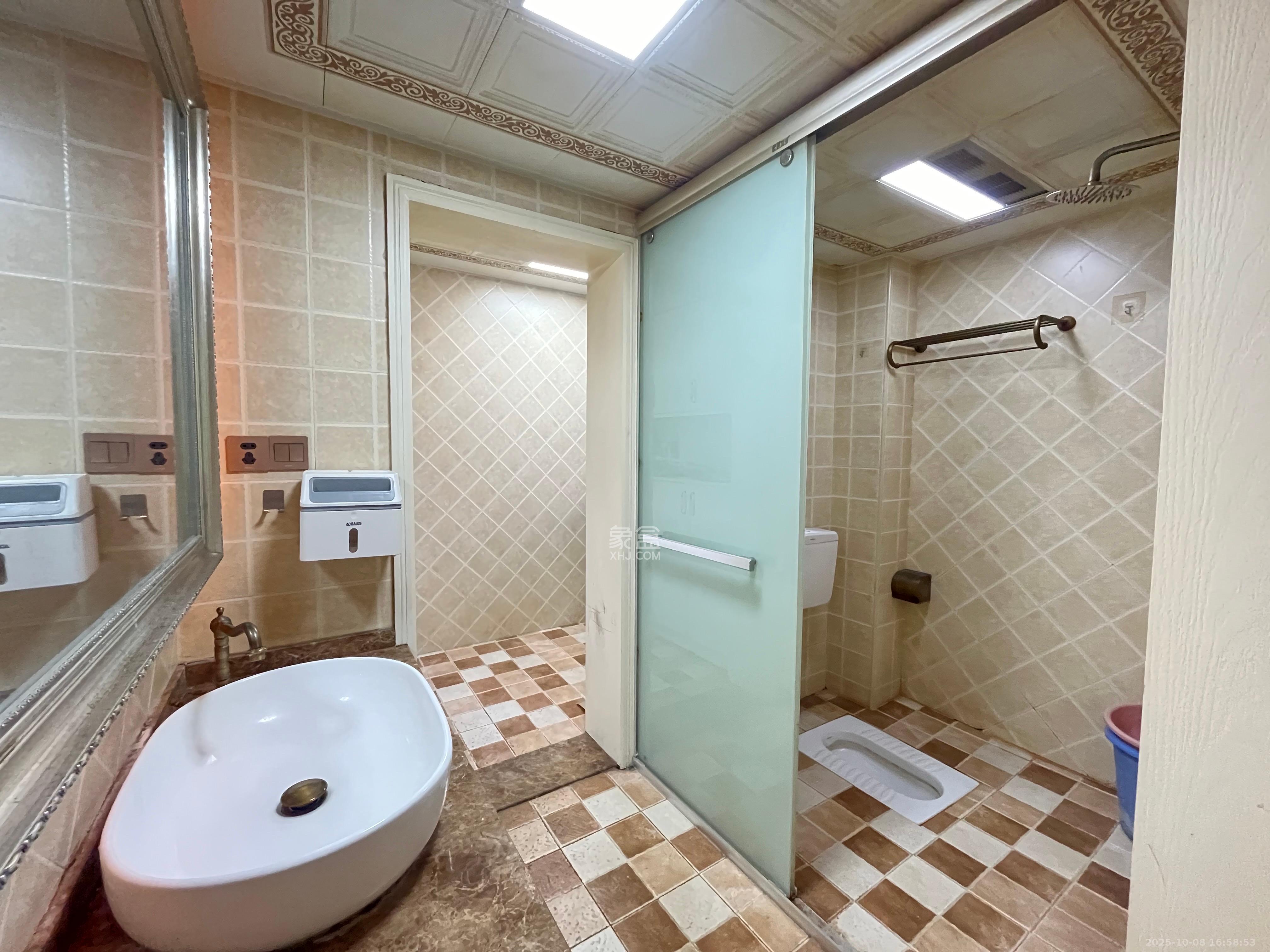 阿普阿布  2室2厅1卫    2800.0元/月室内图