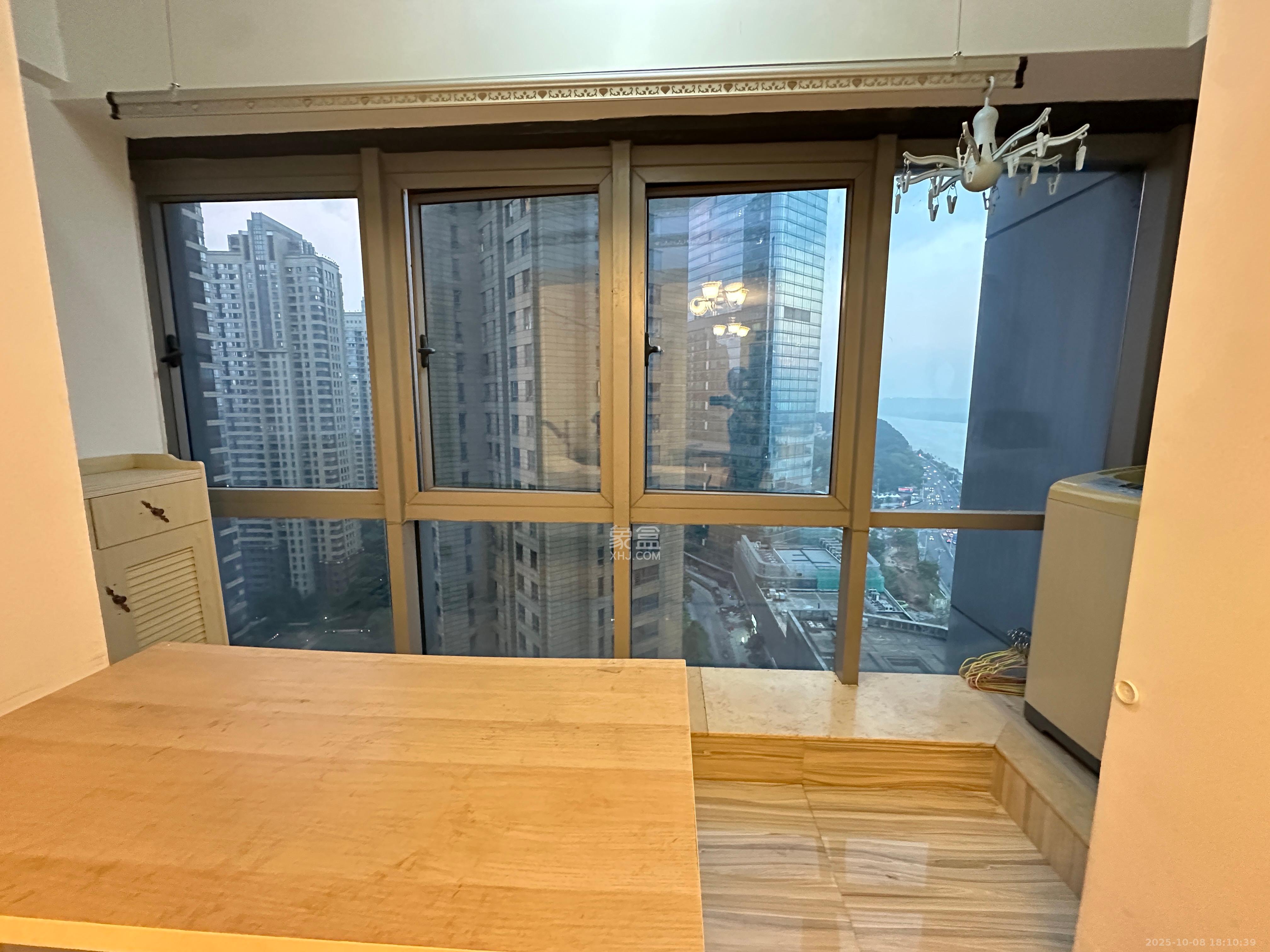 保利国际广场  1室1厅1卫    1900.0元/月室内图