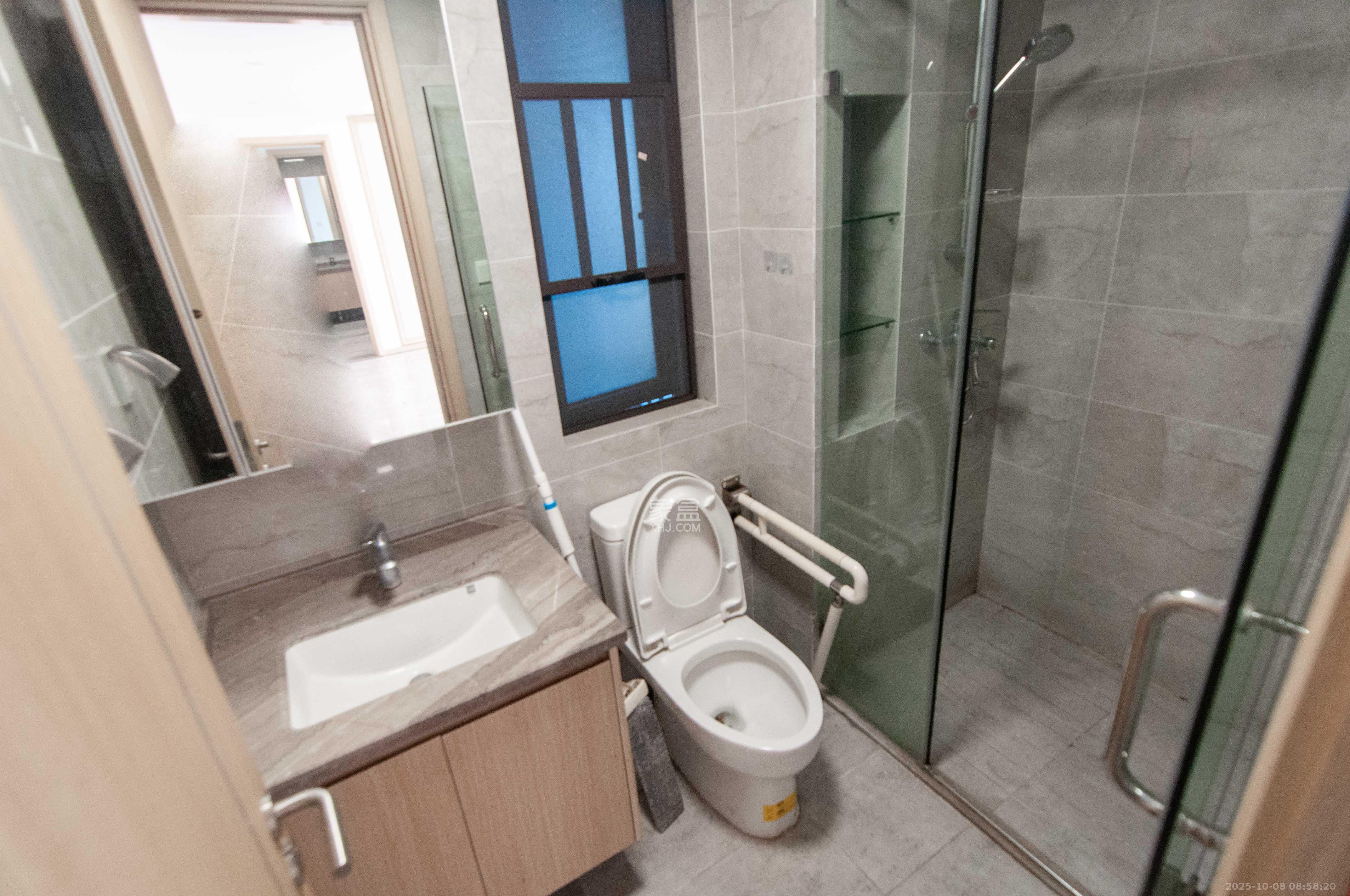 梅溪湖玺悦(新城金茂梦想玺悦) 3室2厅2卫 135.0万 梅溪湖玺悦(新城金茂梦想玺悦) 3室2厅2卫 135.0万卫生间