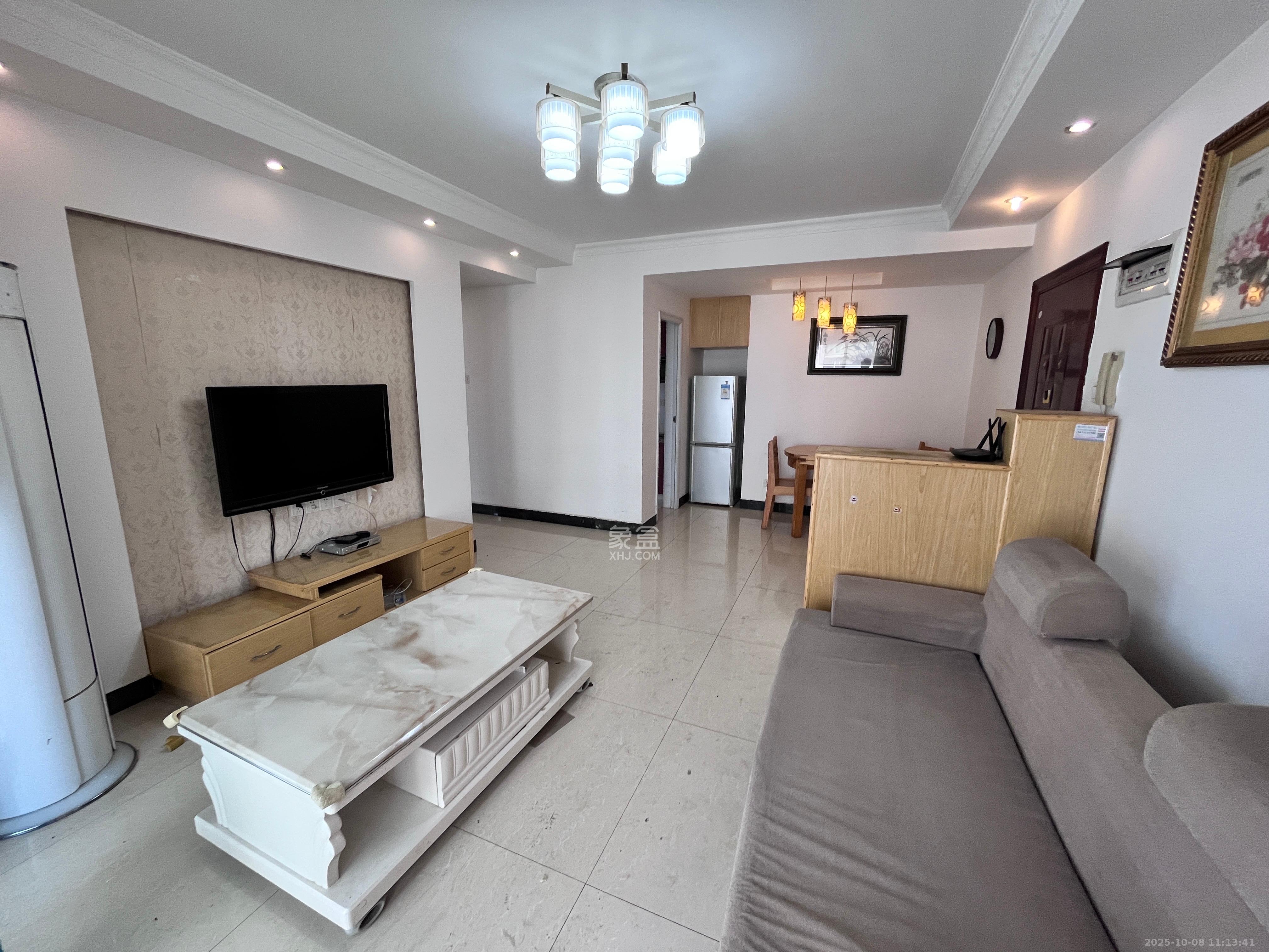 蝴蝶谷  2室2厅1卫    1600.0元/月室内图