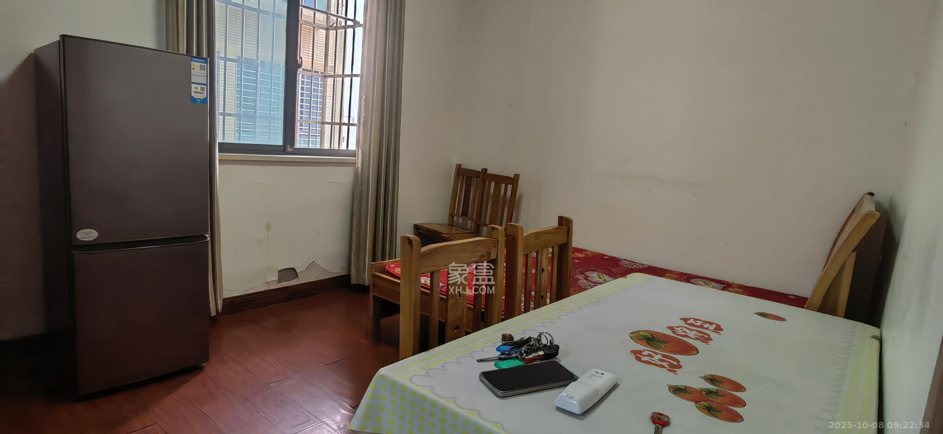 东方芙蓉 1室1厅1卫 1200.0元/月 东方芙蓉 1室1厅1卫 1200.0元/月室内图