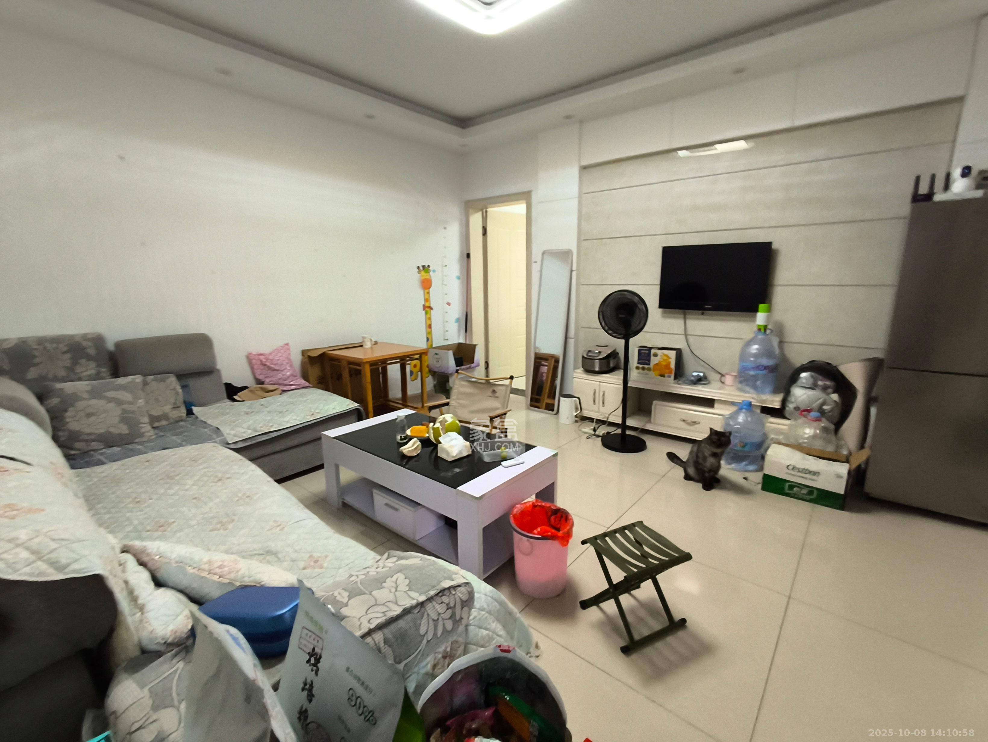 融圣国际  2室1厅1卫    2200.0元/月 融圣国际  2室1厅1卫    2200.0元/月