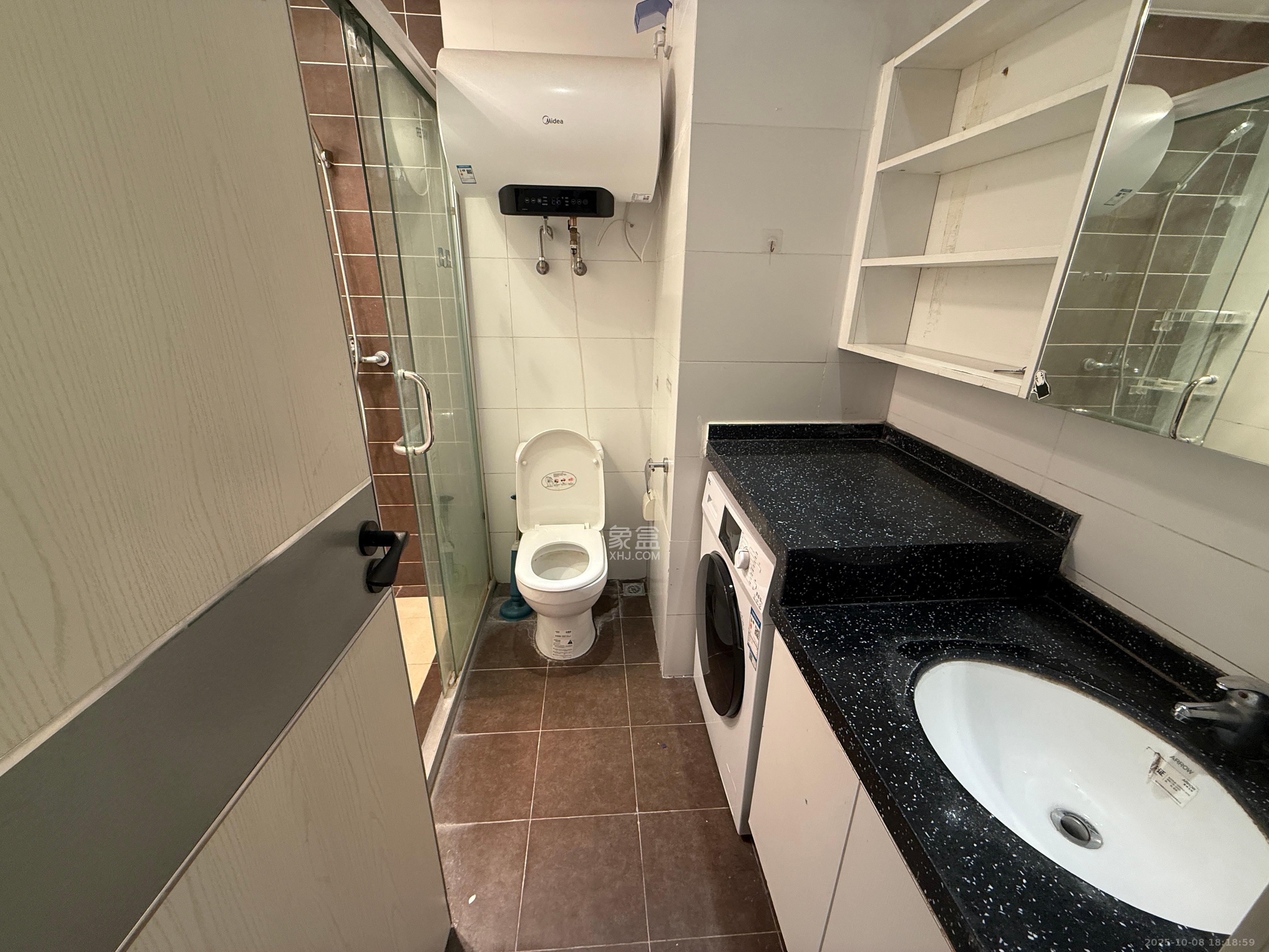 江山帝景哈佛  1室0厅0卫    1600.0元/月 江山帝景哈佛  1室0厅0卫    1600.0元/月室内图