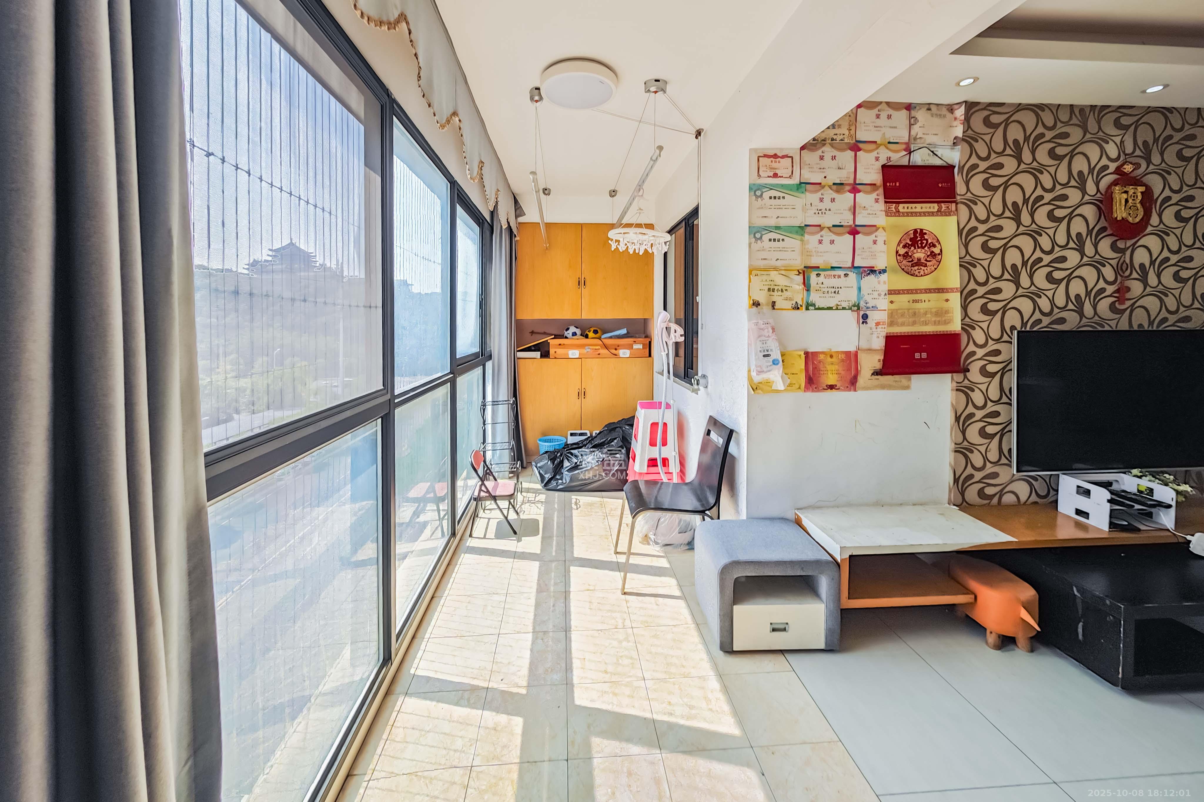 融科东南海  3室2厅1卫    90.0万 融科东南海  3室2厅1卫    90.0万阳台