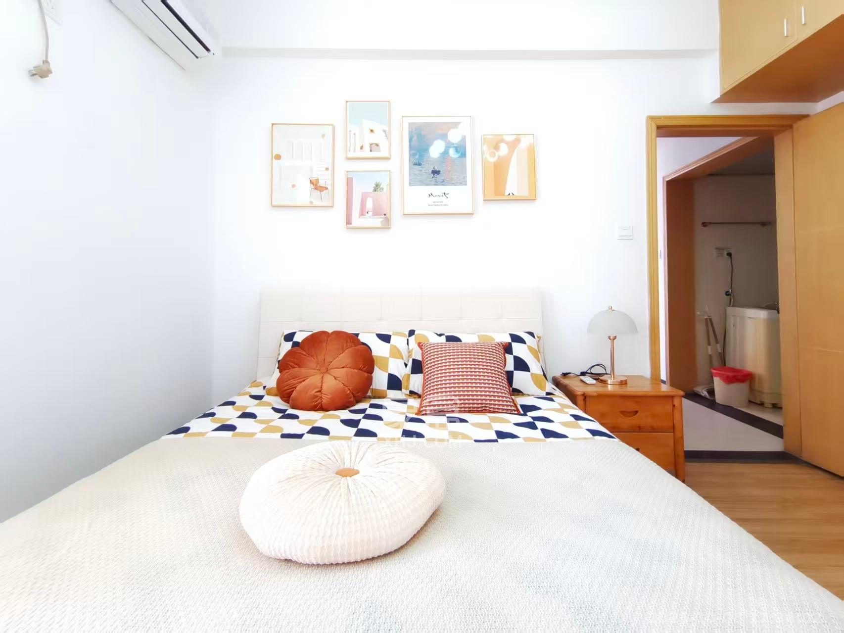 芙蓉上河图 2室1厅1卫 2400.0元/月 芙蓉上河图 2室1厅1卫 2400.0元/月室内图