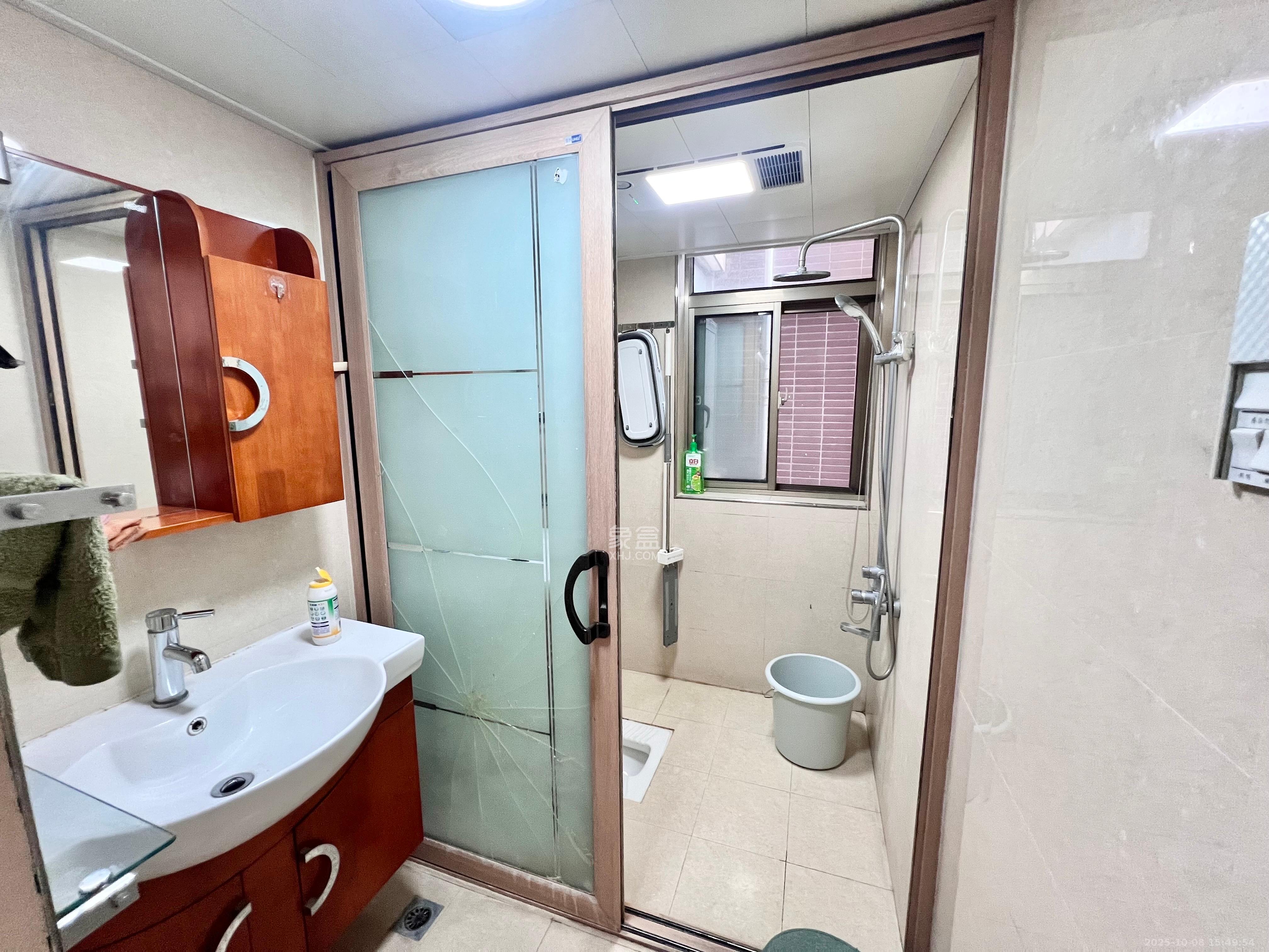 富兴嘉城（富兴汇中央）  2室2厅1卫    2300.0元/月室内图