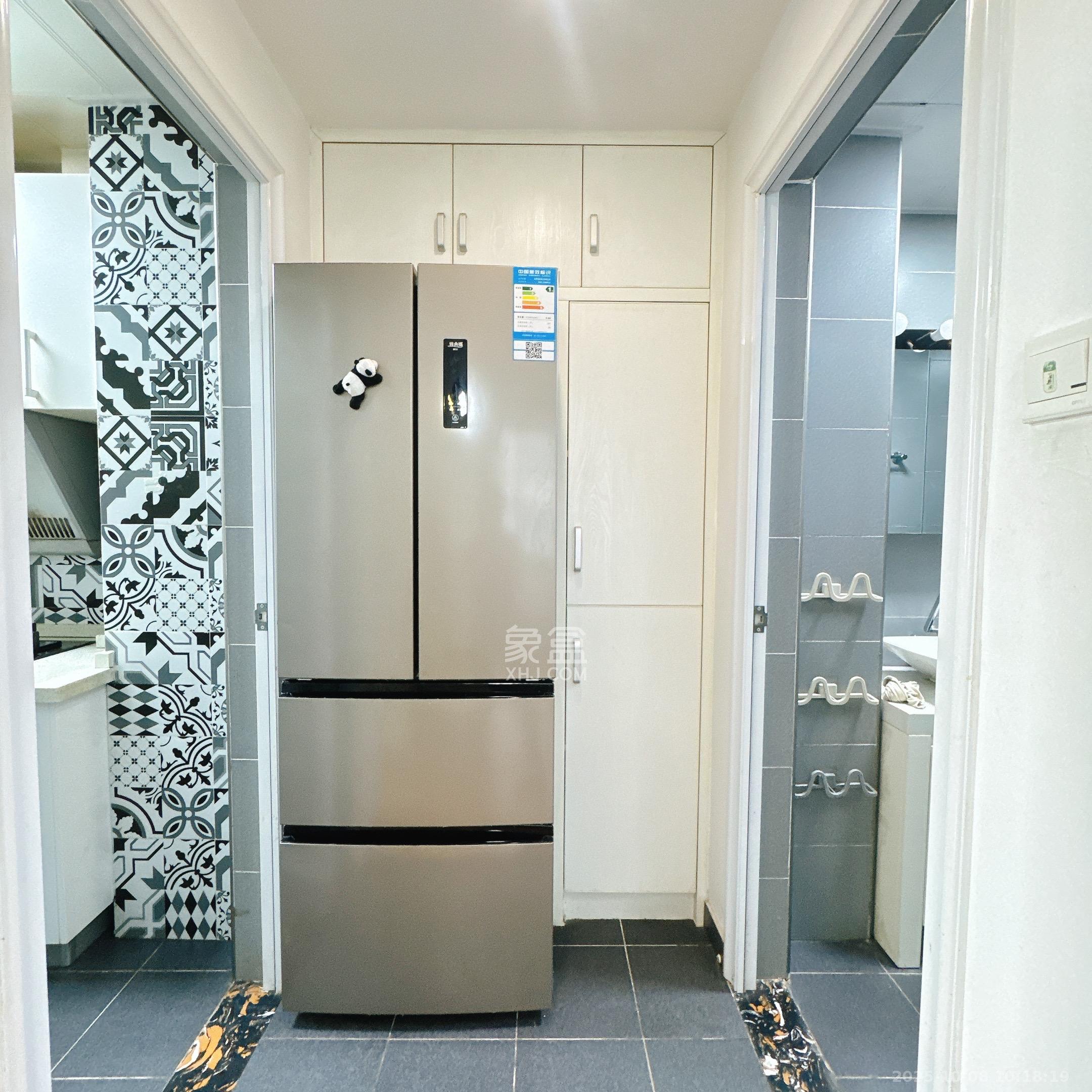 北辰三角洲E3区 1室1厅1卫 2700.0元/月 北辰三角洲E3区 1室1厅1卫 2700.0元/月室内图