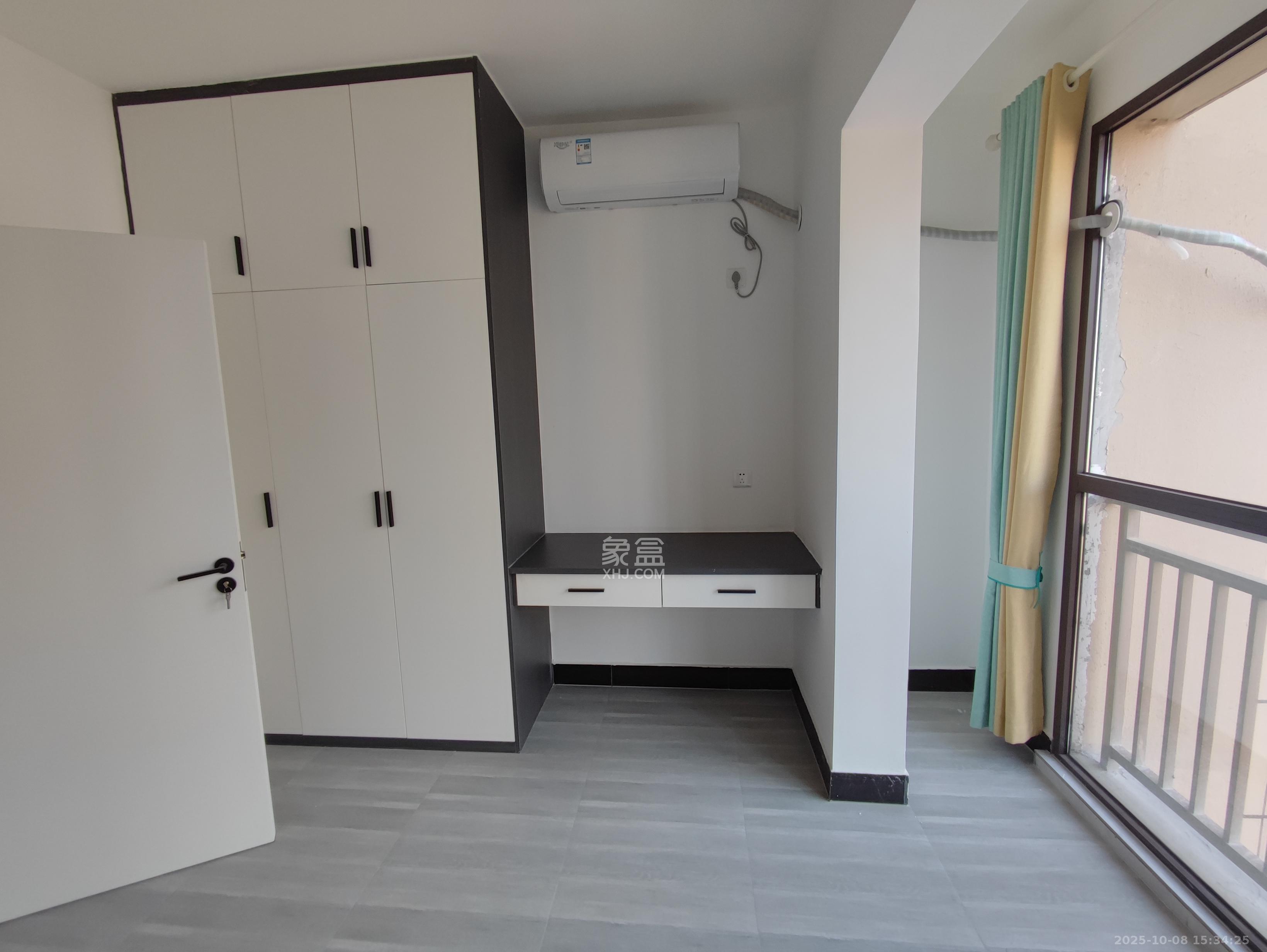 世茂铂翠湾一期 4室2厅1卫 3680.0元/月 世茂铂翠湾一期 4室2厅1卫 3680.0元/月室内图