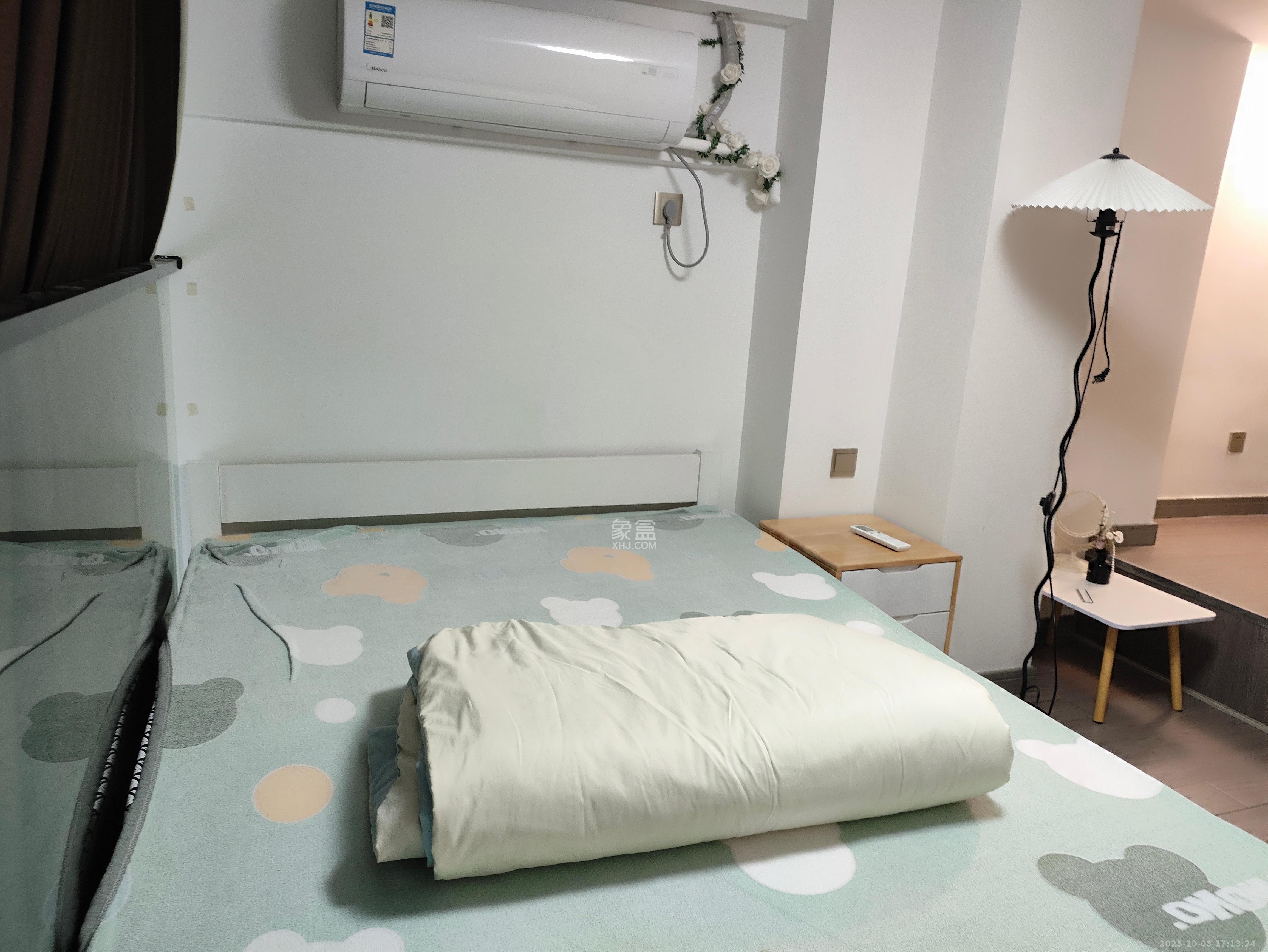 万润时光里  1室0厅0卫    2600.0元/月室内图