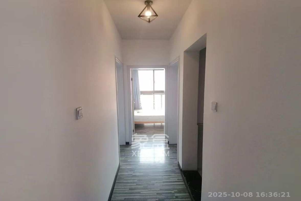 鑫远悦城(鑫远悦时代)  3室2厅1卫    2100.0元/月 鑫远悦城(鑫远悦时代)  3室2厅1卫    2100.0元/月室内图