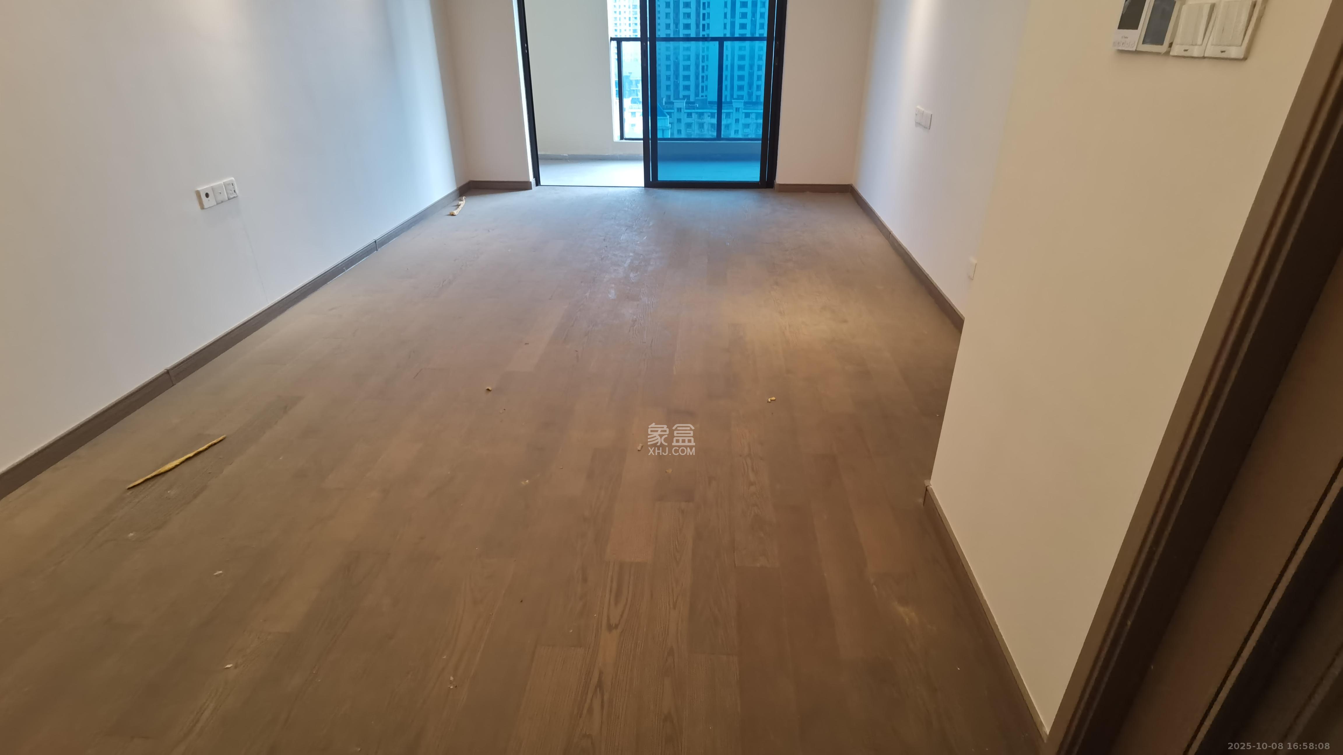 新力铂园(江山云著) 3室2厅2卫 3500.0元/月 新力铂园(江山云著) 3室2厅2卫 3500.0元/月室内图