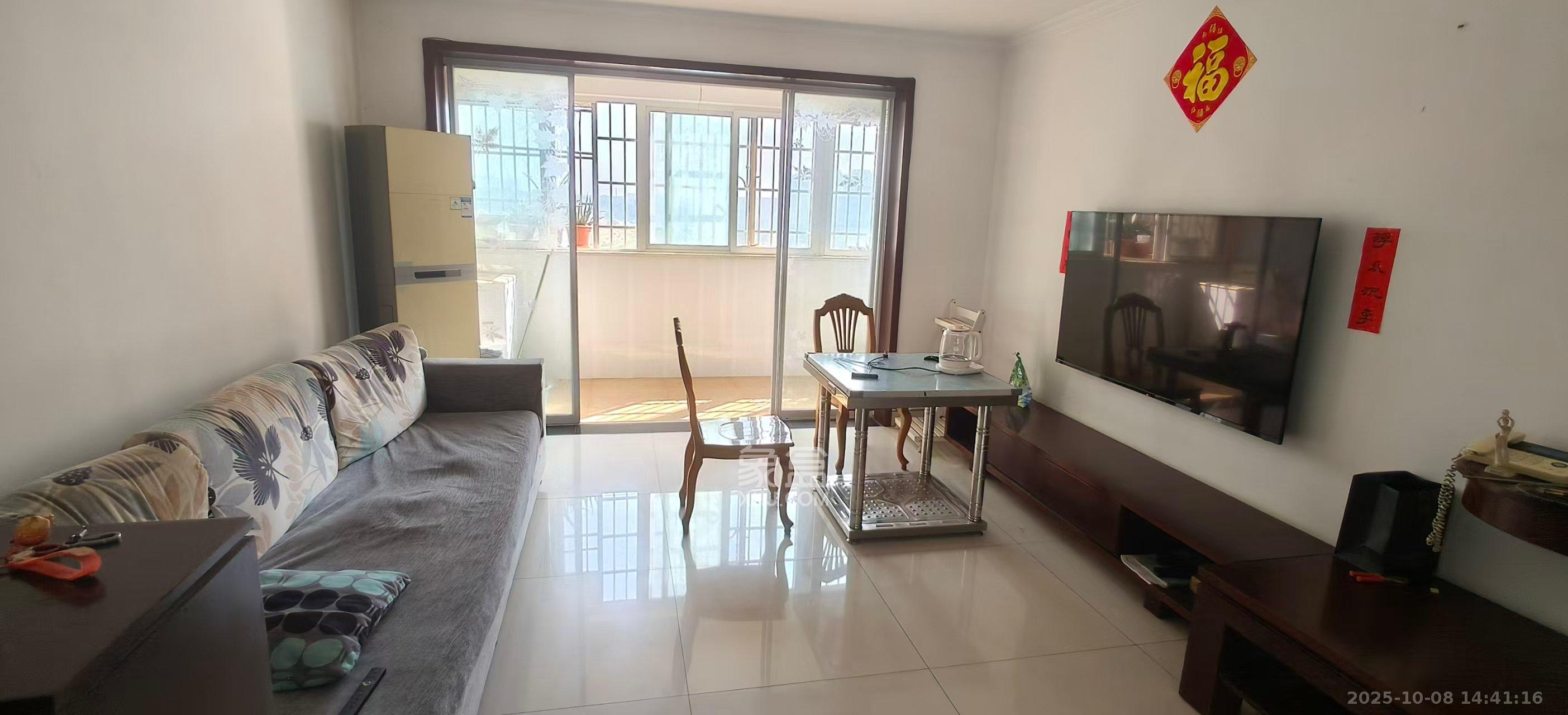 海利科院佳园  3室2厅2卫    1800.0元/月 海利科院佳园  3室2厅2卫    1800.0元/月室内图