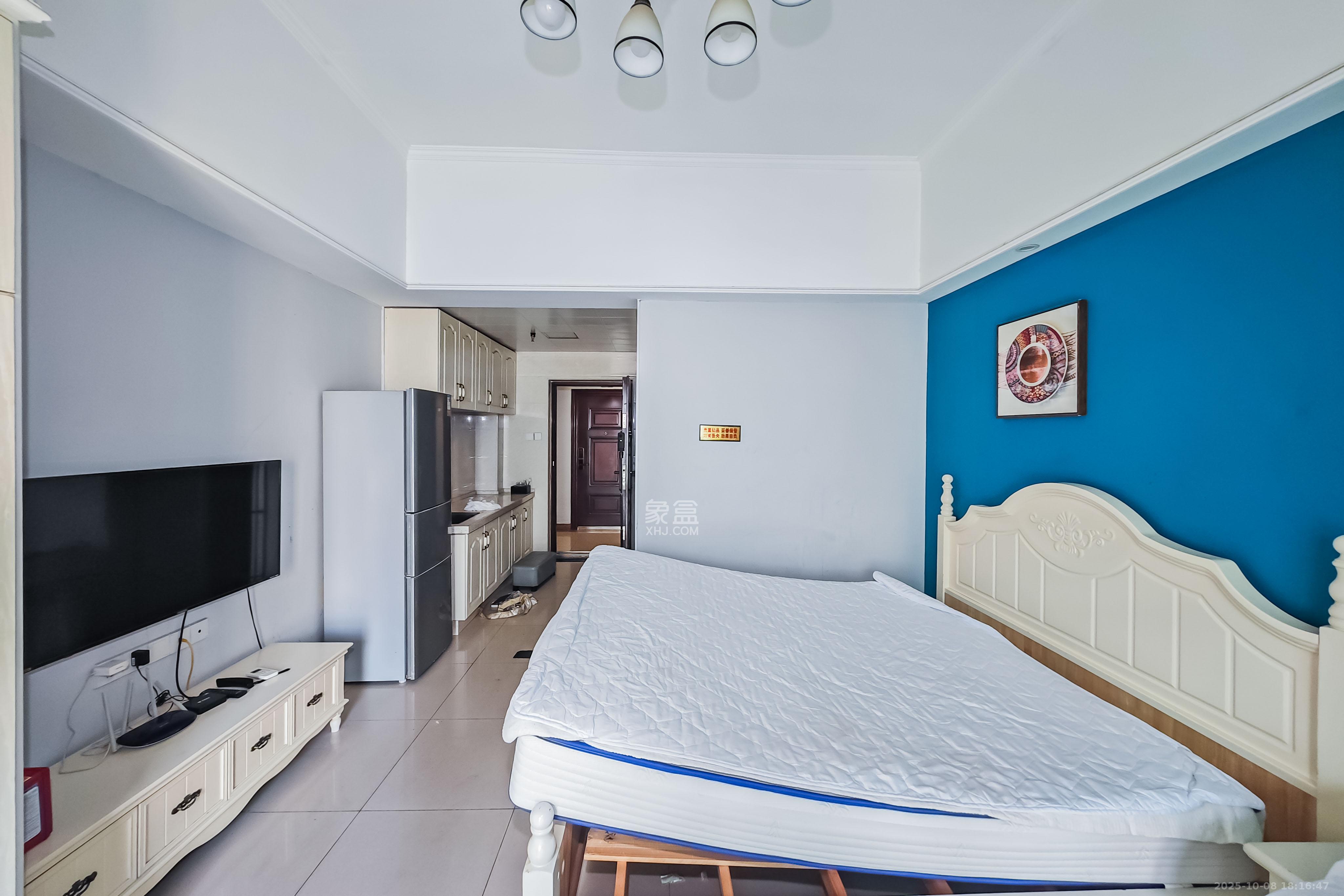 金轮星光名座 1室1厅1卫 28.0万 金轮星光名座 1室1厅1卫 28.0万客厅