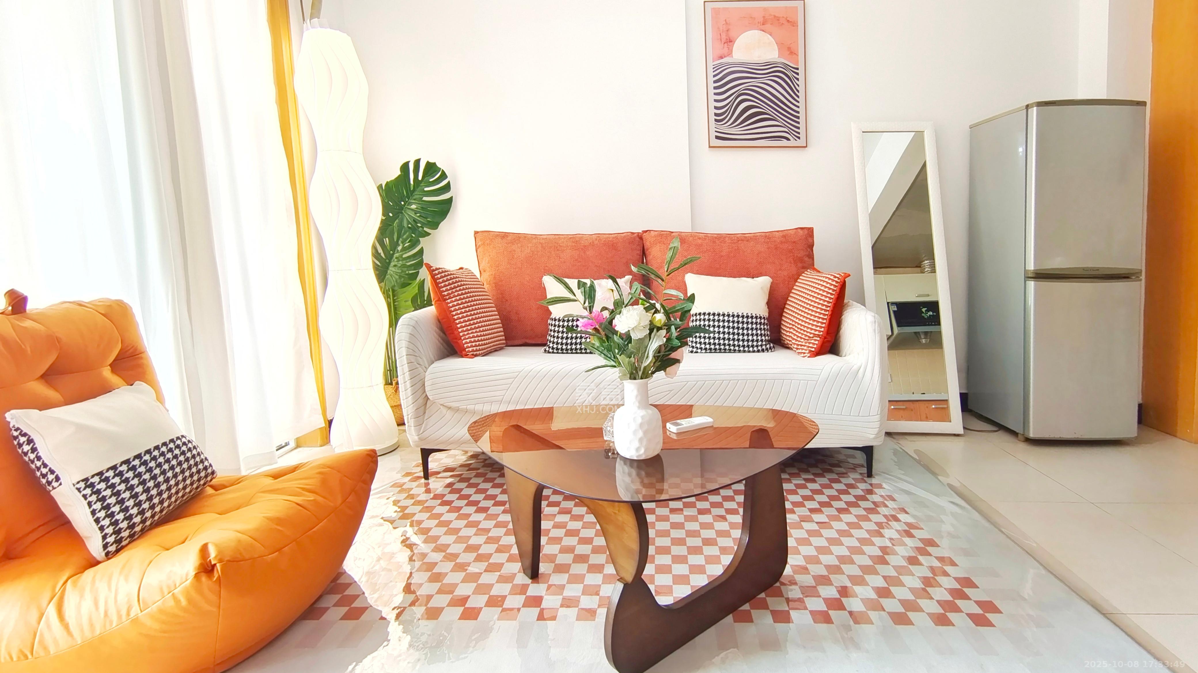 芙蓉上河图 2室1厅1卫 2400.0元/月 芙蓉上河图 2室1厅1卫 2400.0元/月室内图