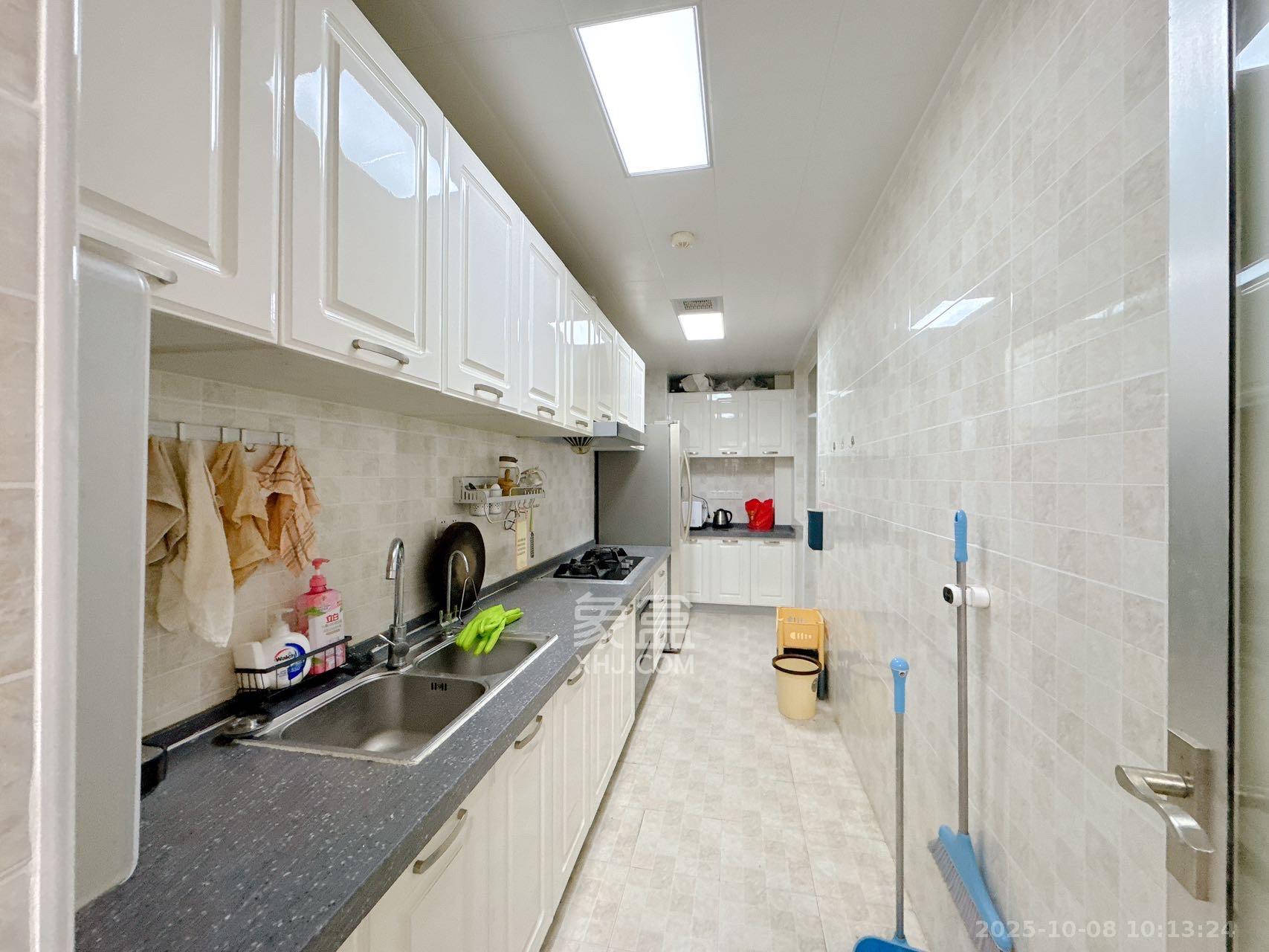 北辰三角洲B2E2区 3室1厅1卫 3700.0元/月 北辰三角洲B2E2区 3室1厅1卫 3700.0元/月室内图