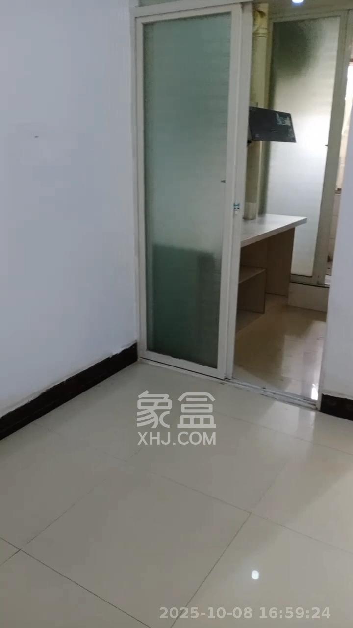 望龙小区  1室1厅1卫    900.0元/月室内图