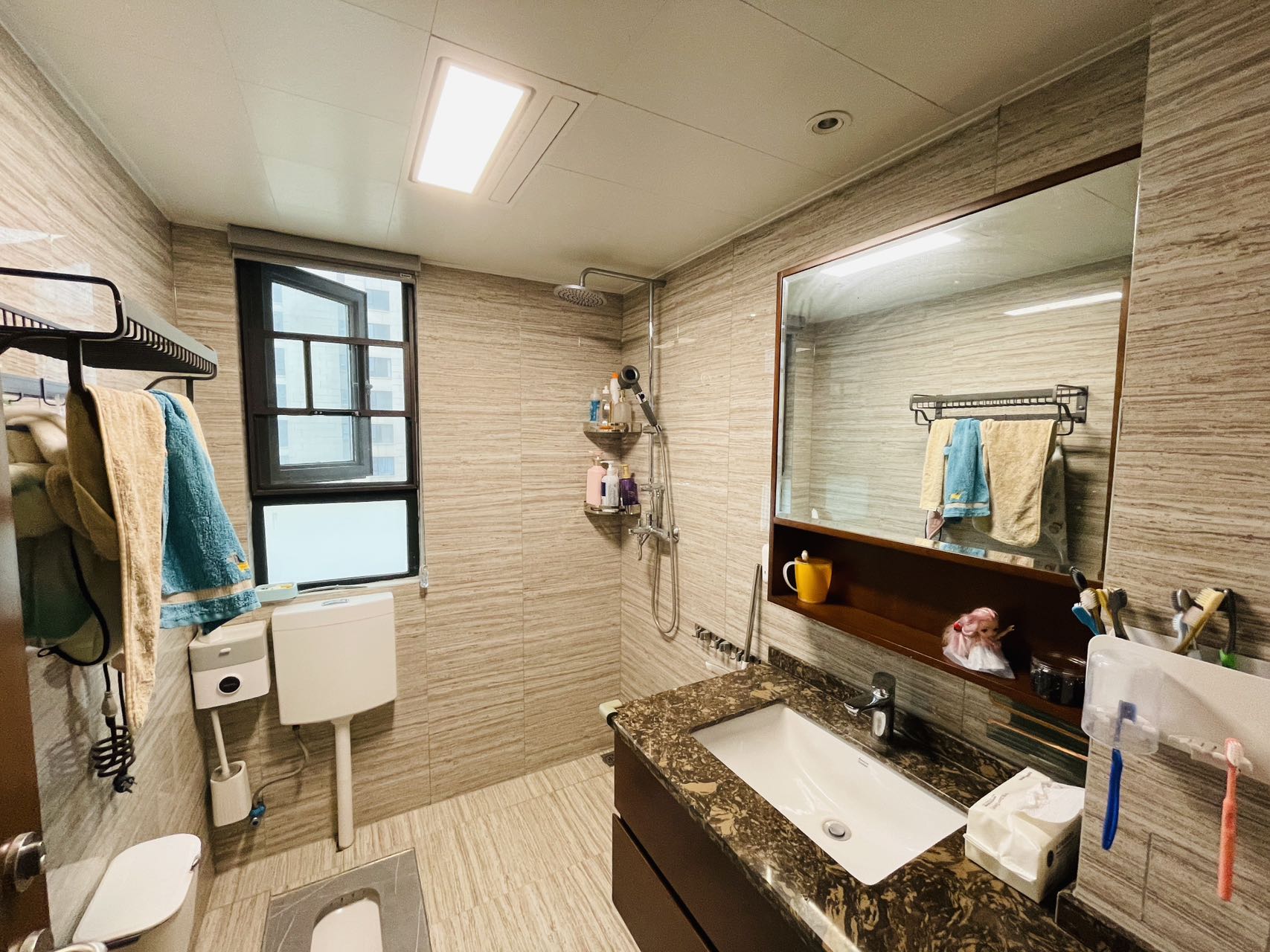 荣盛碧桂园铂悦府  3室2厅2卫    2800.0元/月 荣盛碧桂园铂悦府  3室2厅2卫    2800.0元/月室内图