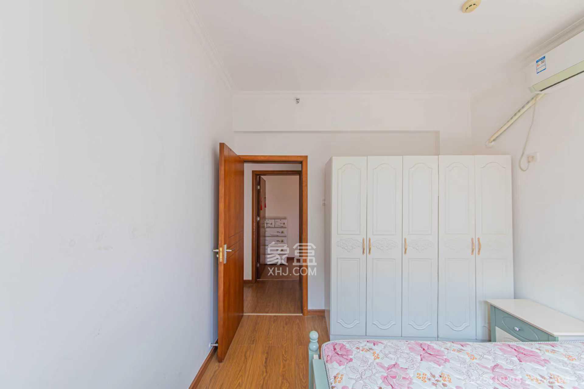 中信凯旋蓝岸(中信新城三期) 3室2厅1卫 2100.0元/月 中信凯旋蓝岸(中信新城三期) 3室2厅1卫 2100.0元/月室内图