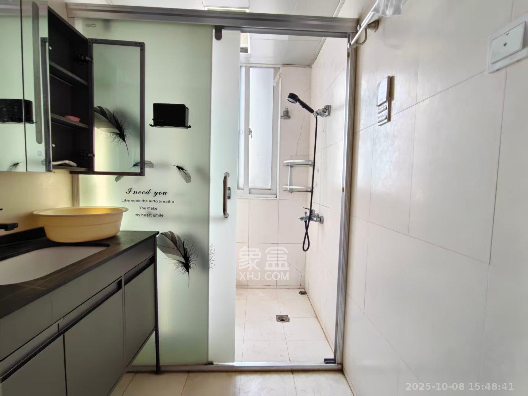 东门壹号家园  2室2厅1卫    2000.0元/月 东门壹号家园  2室2厅1卫    2000.0元/月室内图