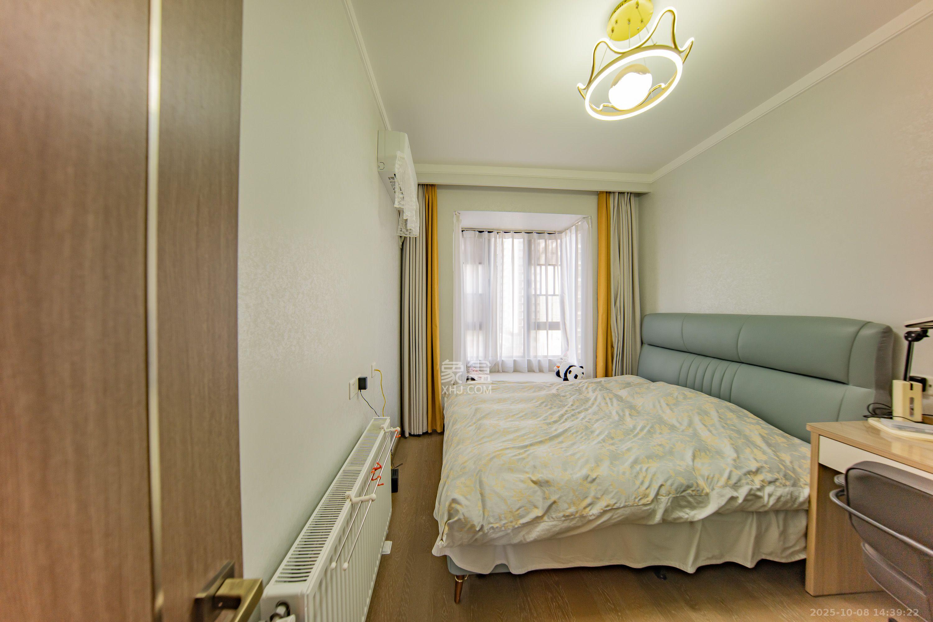 映客龙湖璟翠公馆(映客龙湖璟翠中心) 4室2厅2卫 4500.0元/月 映客龙湖璟翠公馆(映客龙湖璟翠中心) 4室2厅2卫 4500.0元/月室内图