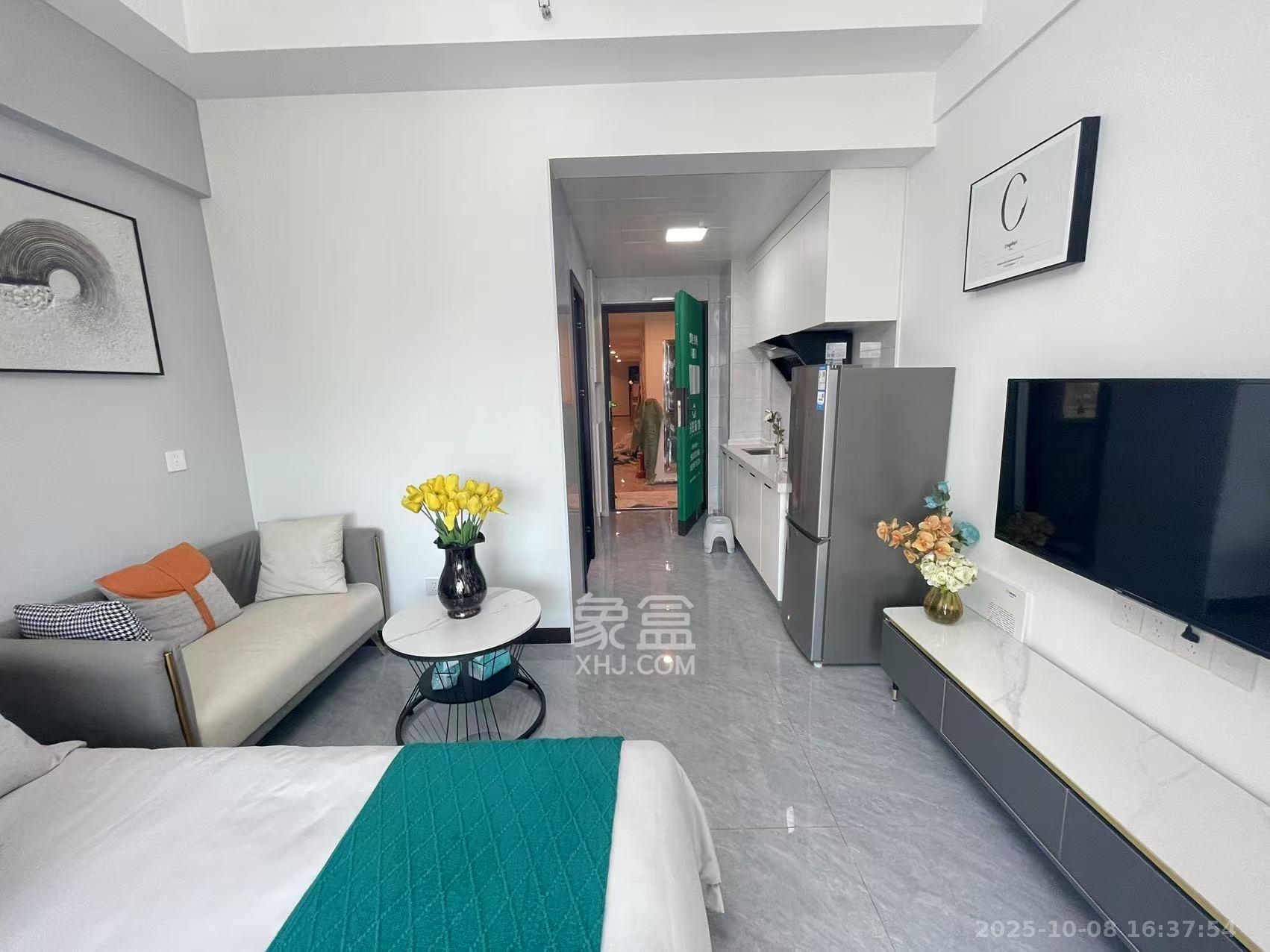 华润置地中心 1室1厅1卫 2000.0元/月 华润置地中心 1室1厅1卫 2000.0元/月室内图