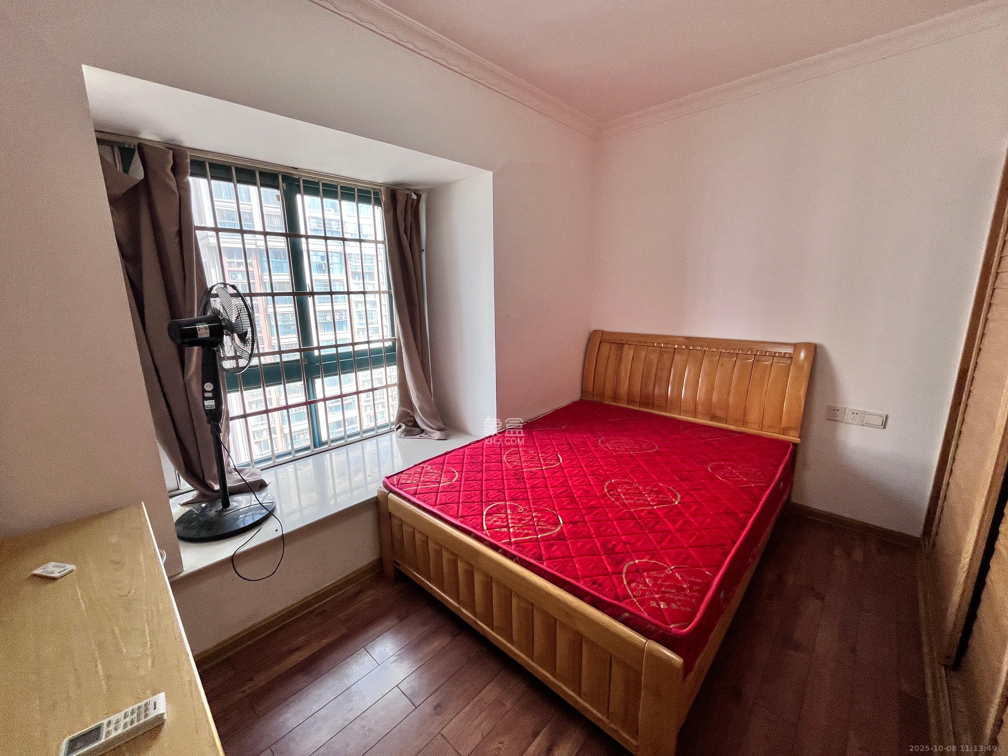 蝴蝶谷 2室2厅1卫 1600.0元/月 蝴蝶谷 2室2厅1卫 1600.0元/月室内图