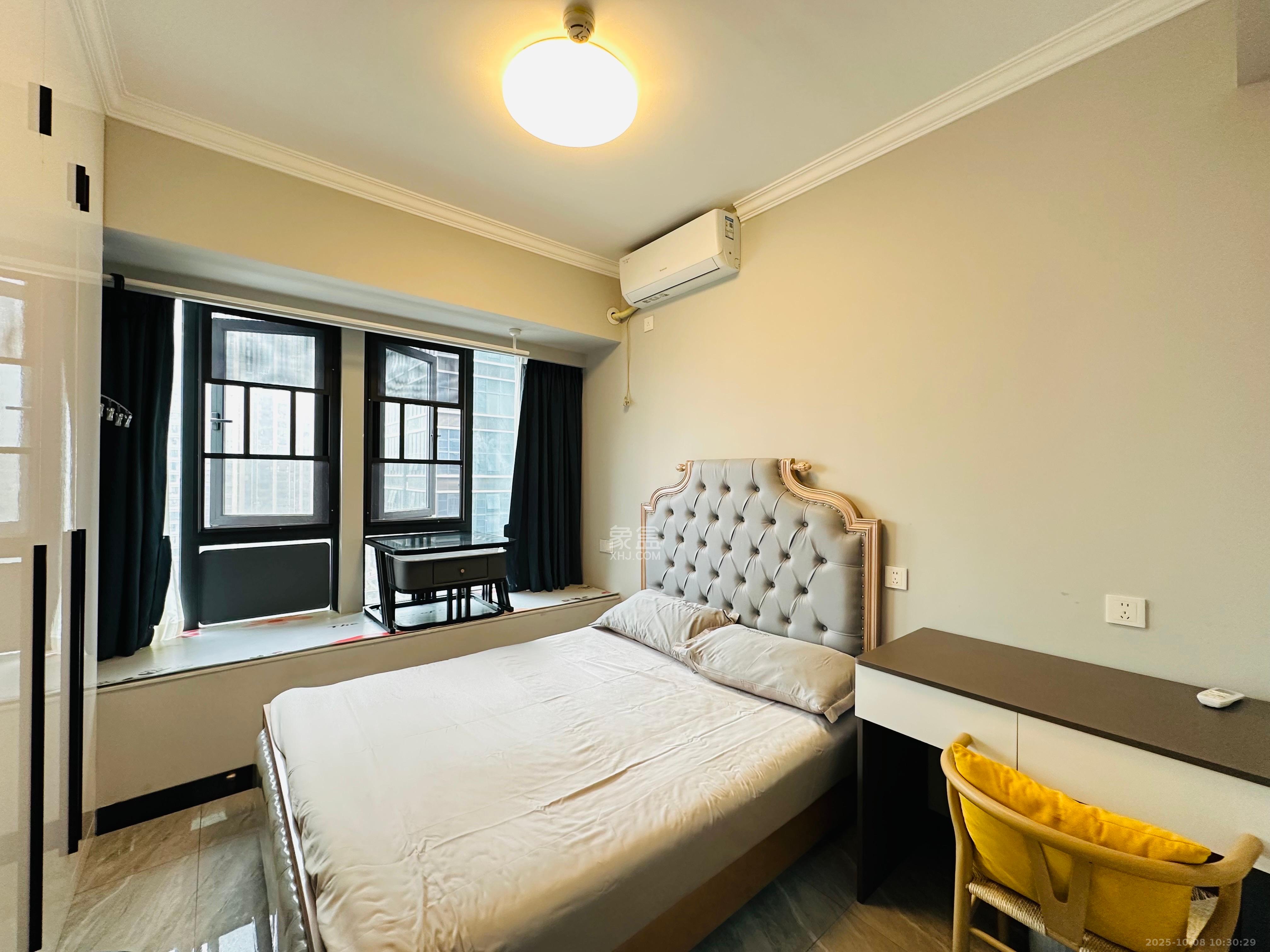 龙湖铂金岛 1室1厅1卫 1600.0元/月 龙湖铂金岛 1室1厅1卫 1600.0元/月室内图