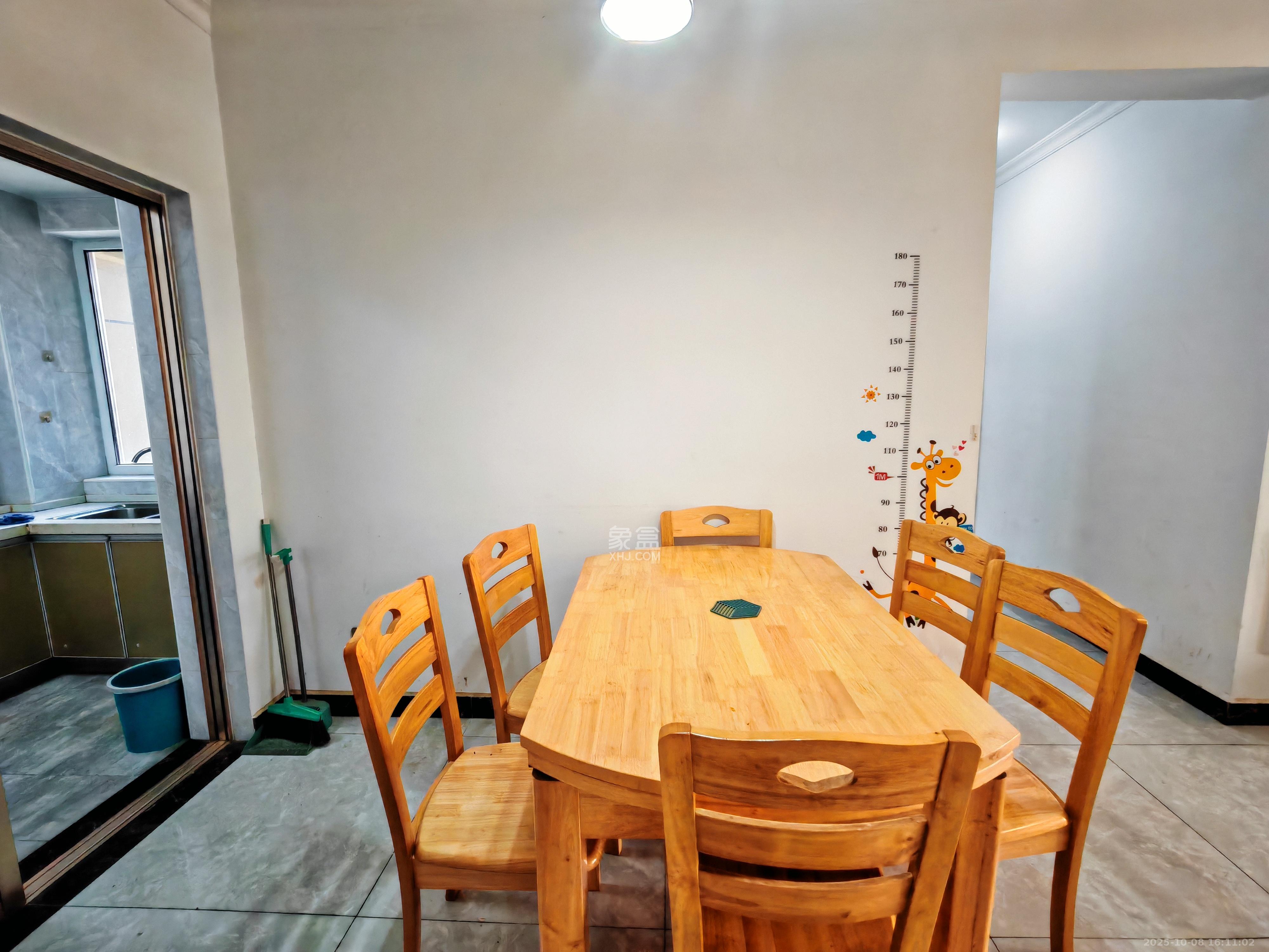 克拉美丽山庄（晟领国际）  3室2厅2卫    2400.0元/月室内图