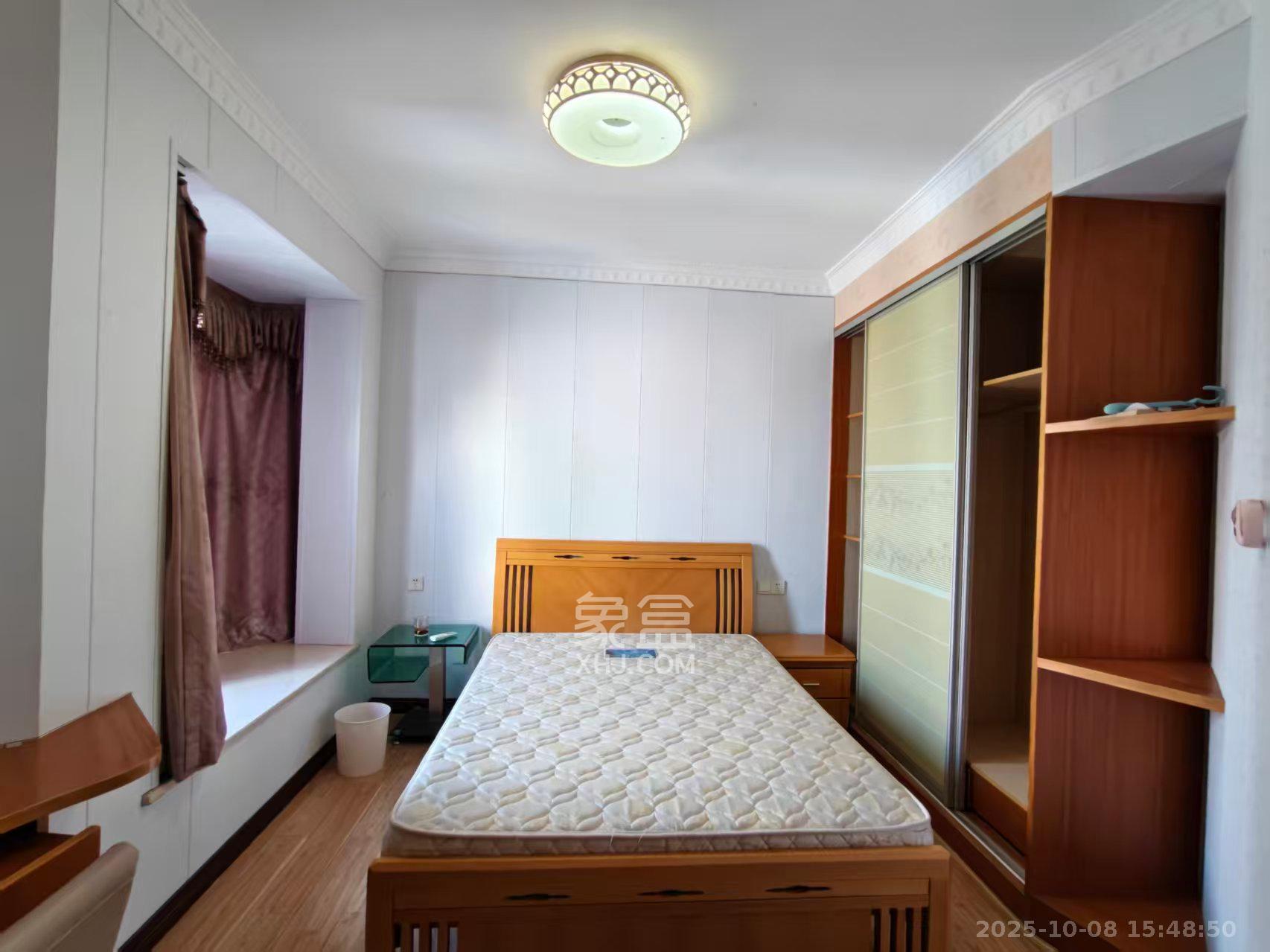 东门壹号家园  2室2厅1卫    2000.0元/月 东门壹号家园  2室2厅1卫    2000.0元/月室内图