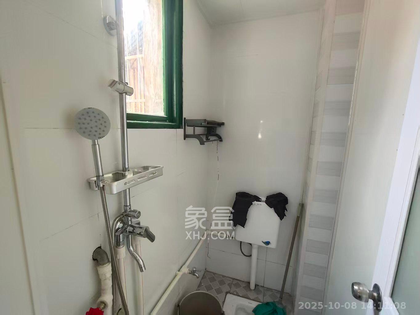 书苑花园(书院花园) 1室0厅0卫 1300.0元/月 书苑花园(书院花园) 1室0厅0卫 1300.0元/月室内图