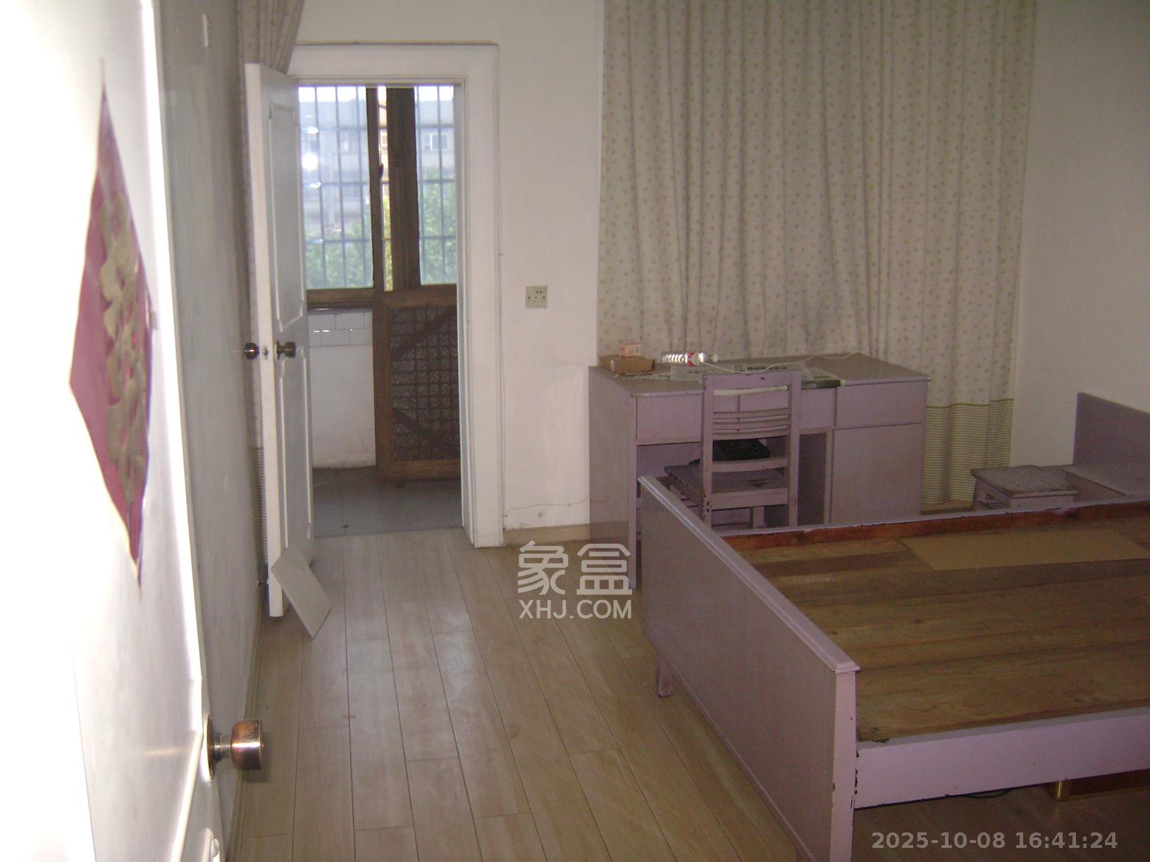 市直属机关宿舍 2室1厅1卫 1500.0元/月 市直属机关宿舍 2室1厅1卫 1500.0元/月室内图