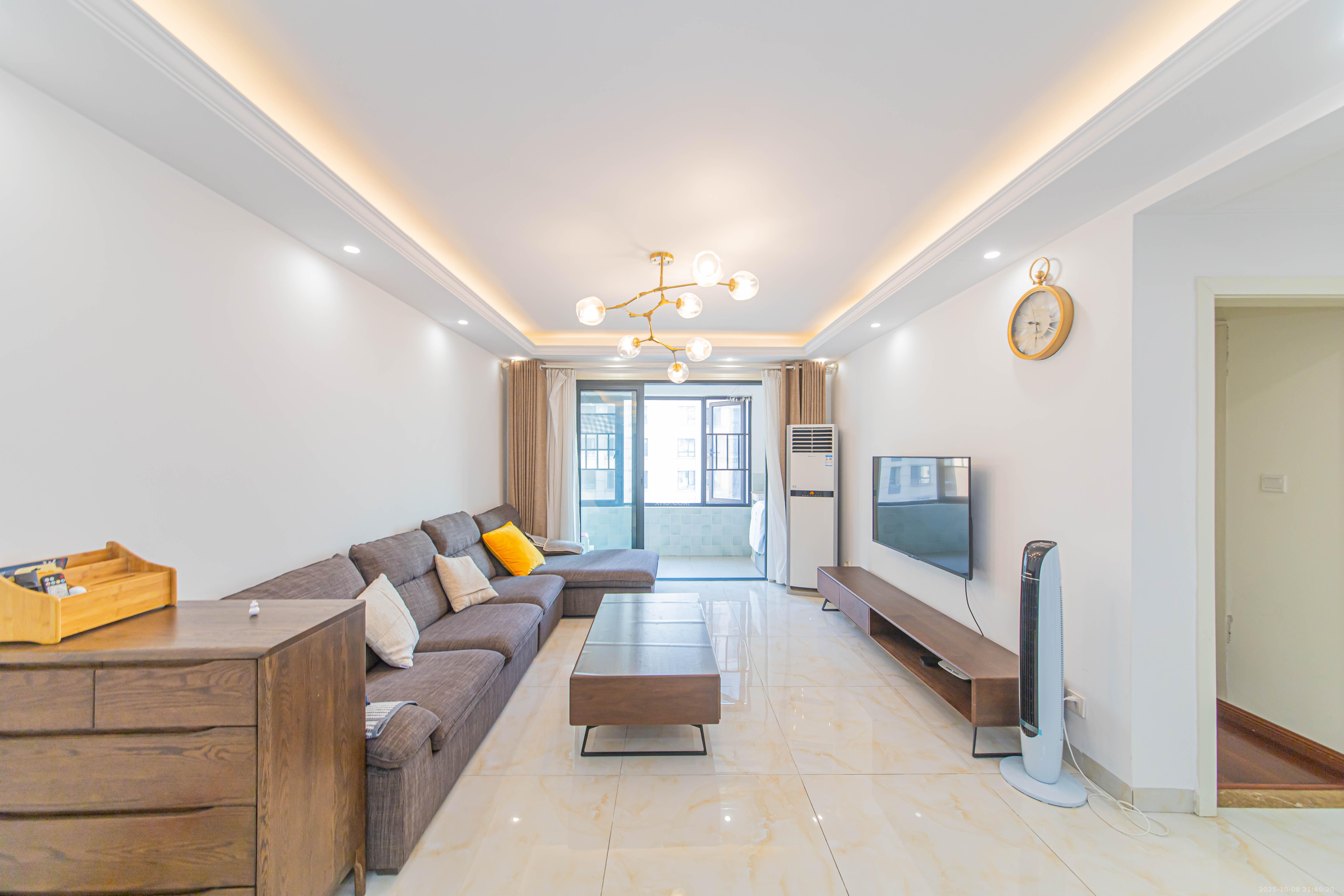 北辰中央公园A区 1室0厅0卫 90.0万 北辰中央公园A区 1室0厅0卫 90.0万客厅