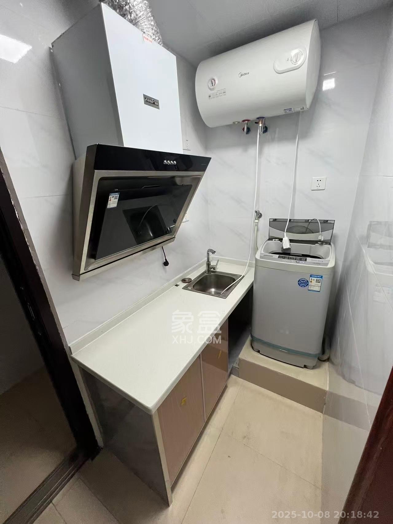 和馨园 1室0厅0卫 1100.0元/月 和馨园 1室0厅0卫 1100.0元/月室内图