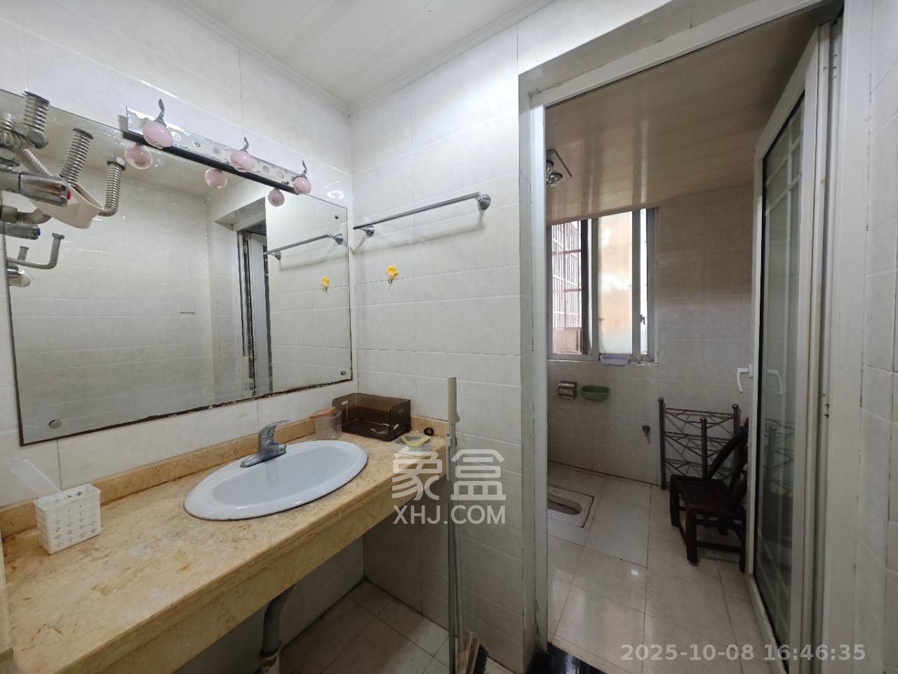 月湖兰庭  2室1厅1卫    2200.0元/月室内图