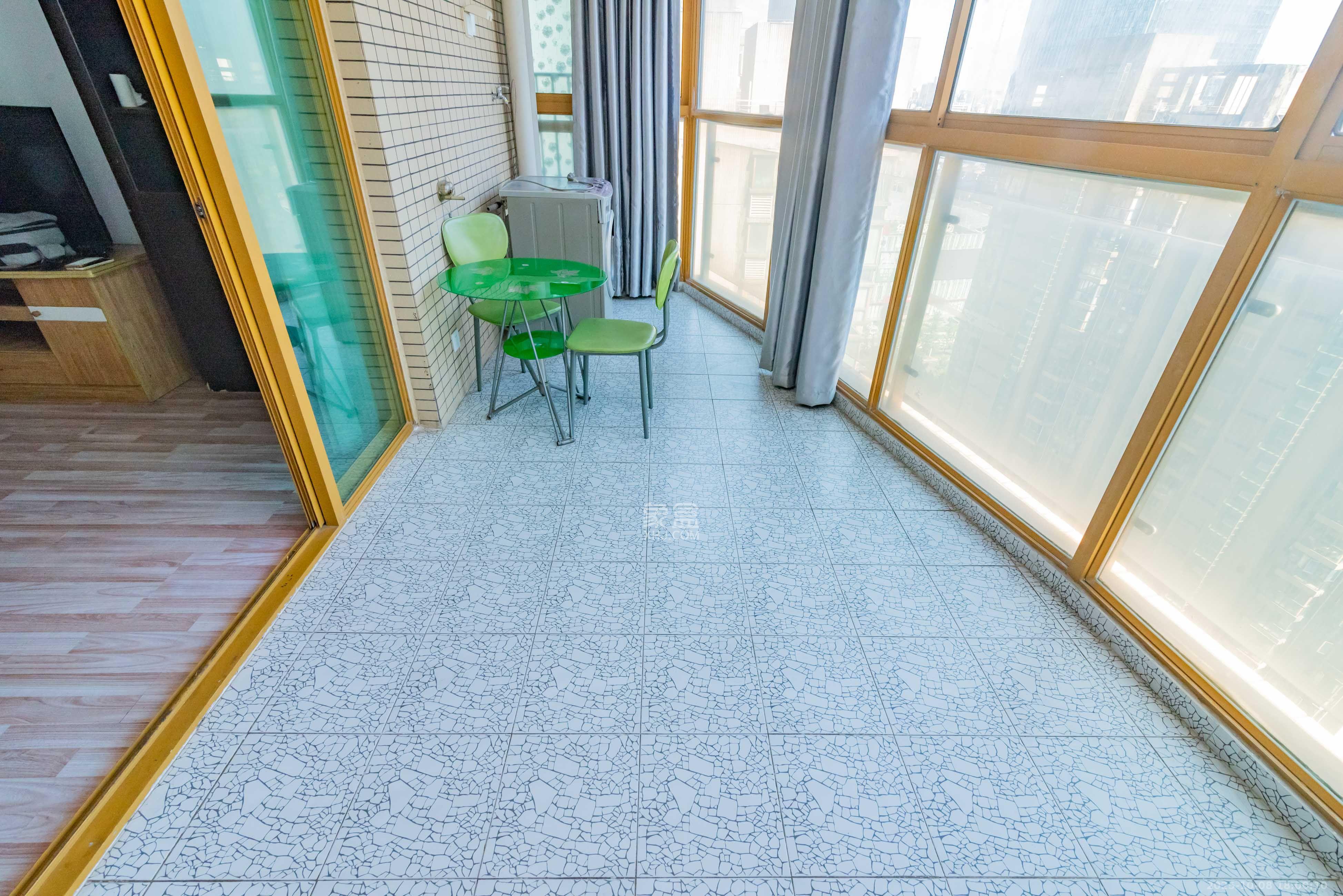 天健芙蓉盛世一期 1室2厅1卫 2800.0元/月 天健芙蓉盛世一期 1室2厅1卫 2800.0元/月室内图